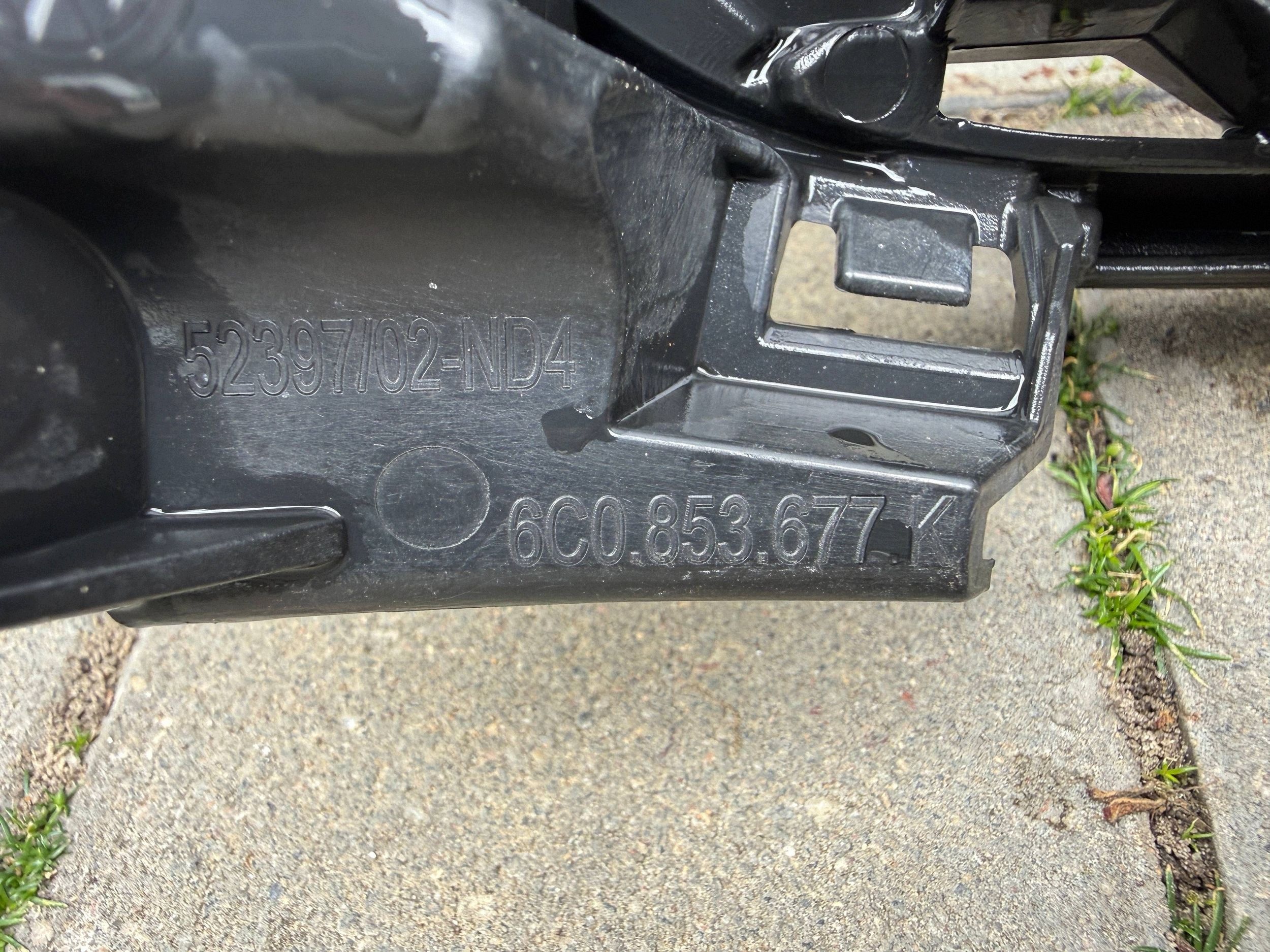 Vw Polo 6C mřížka předek přední R Line 6C0853677k