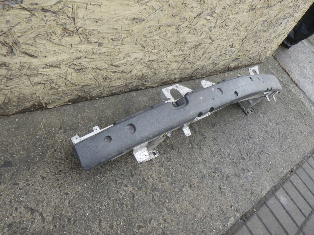 BMW 7 E65 E66 LIFT LCI 05- bumper support front