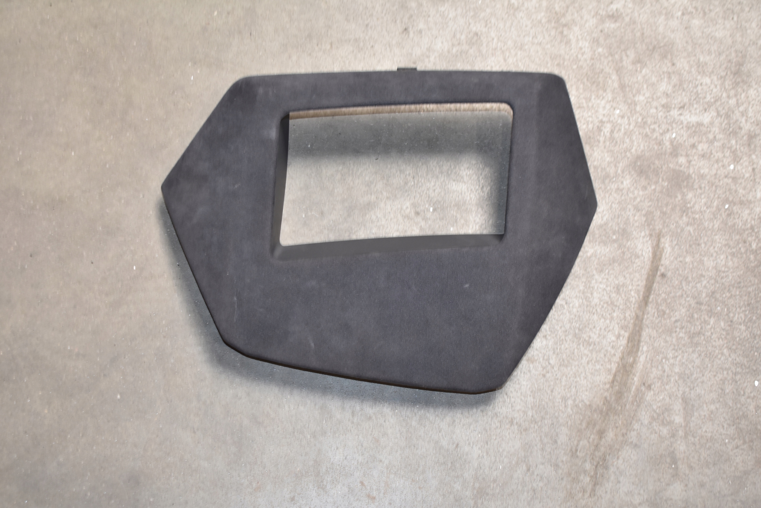 IDEALNA Blende Abdeckung HEAD-UP ALCANTARA LAMBORGHINI URUS 1