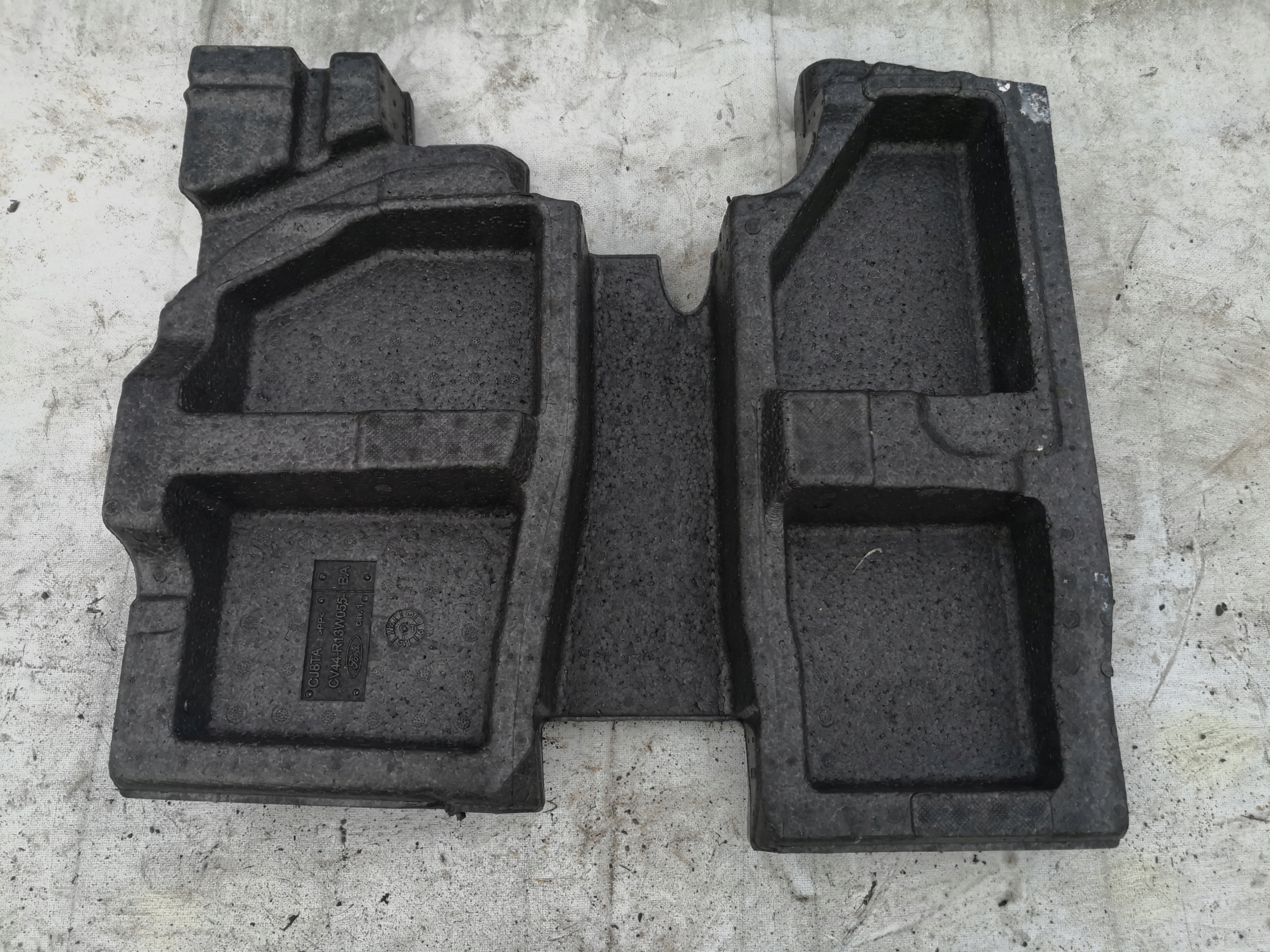 polystirene boot floor well KUGA MK2 CV44-R13W055-BA