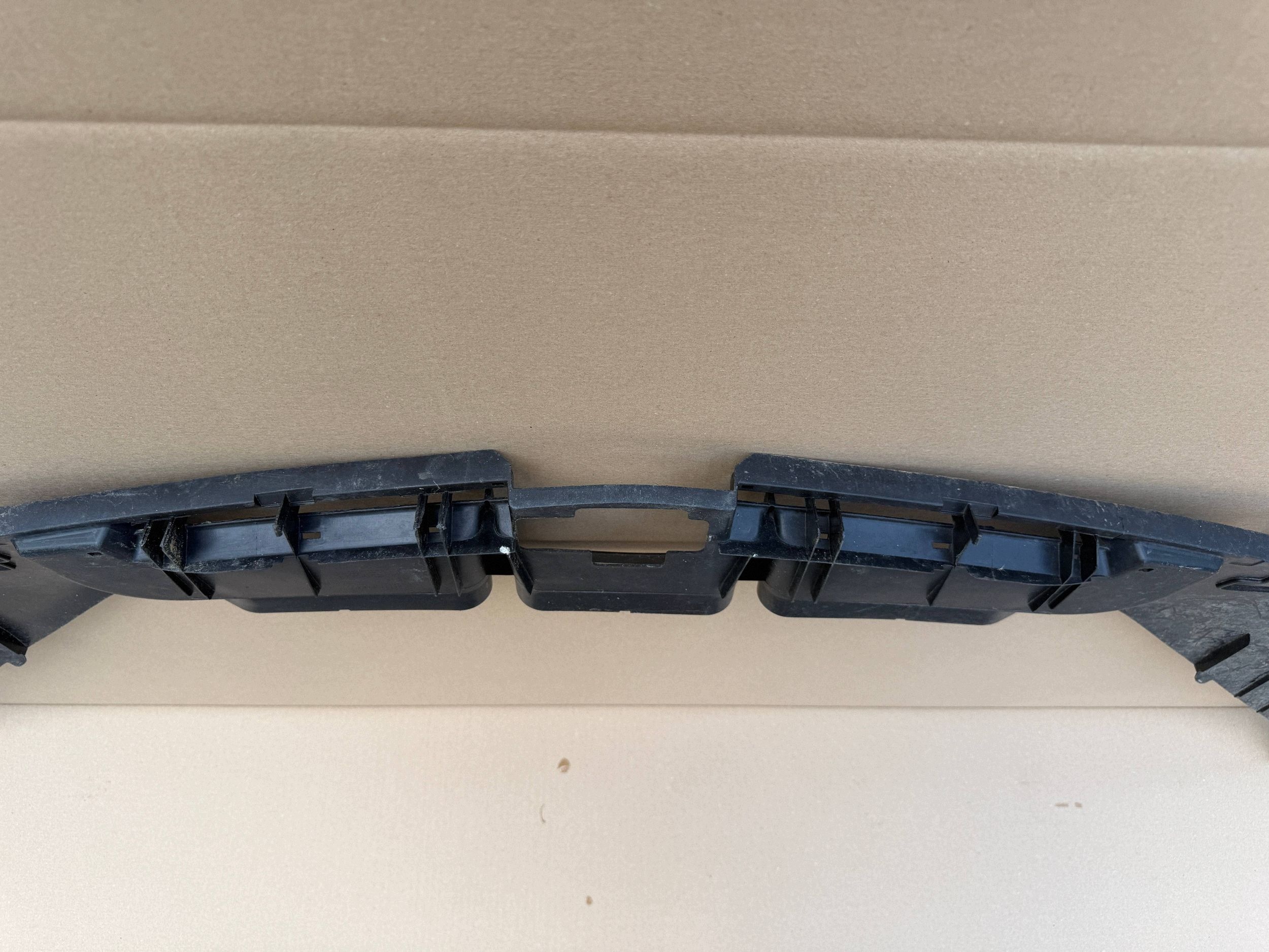 MERCEDES GLS X166 cover cap supports front A1668842922