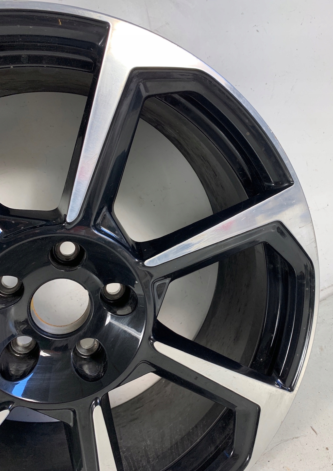 disk disk AUDI TT 8S 20 CALI 9J ET52 8S0601025CC originál