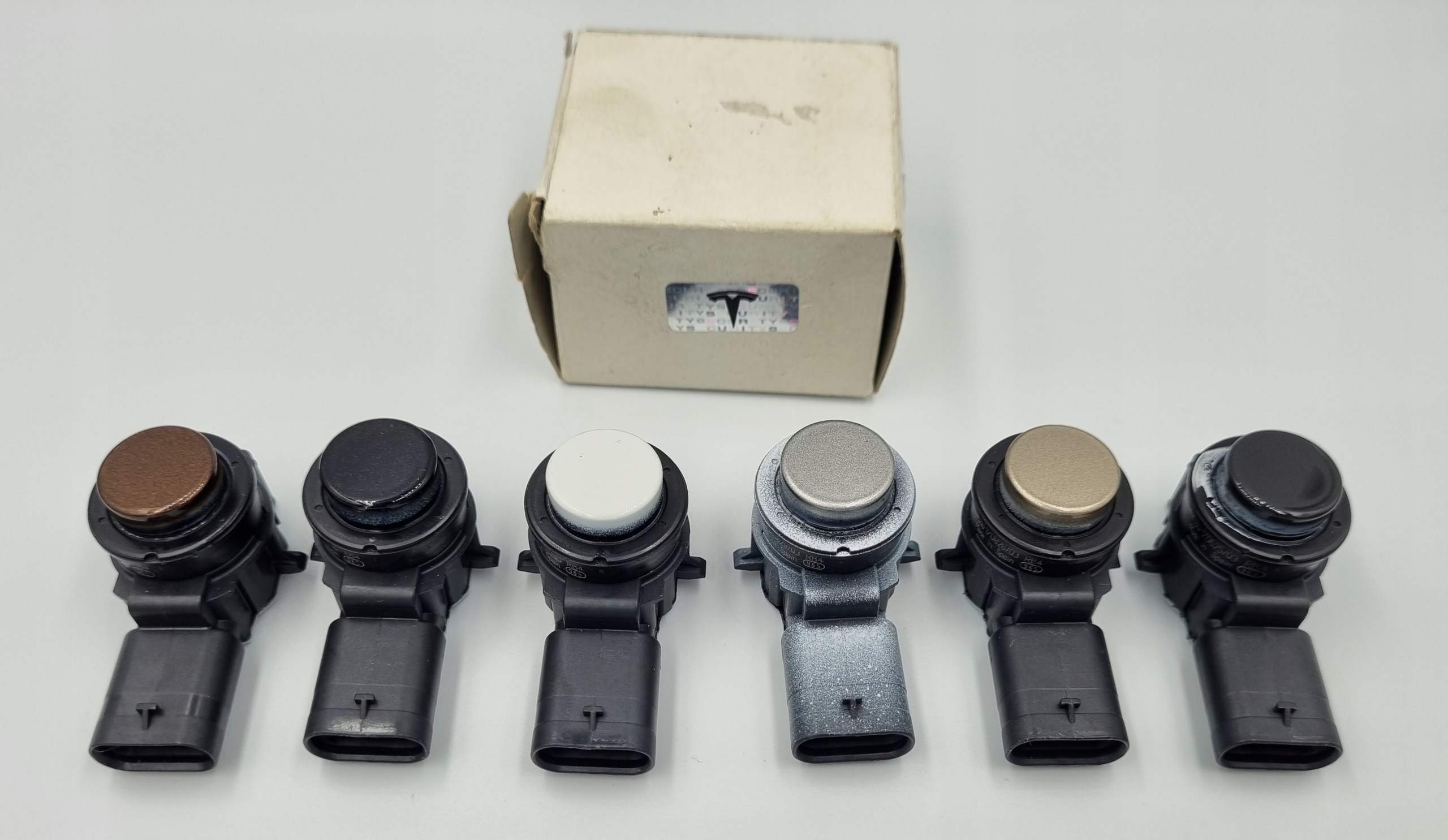 Датчик PDC BOSCH TESLA model S X 1048474-00-A