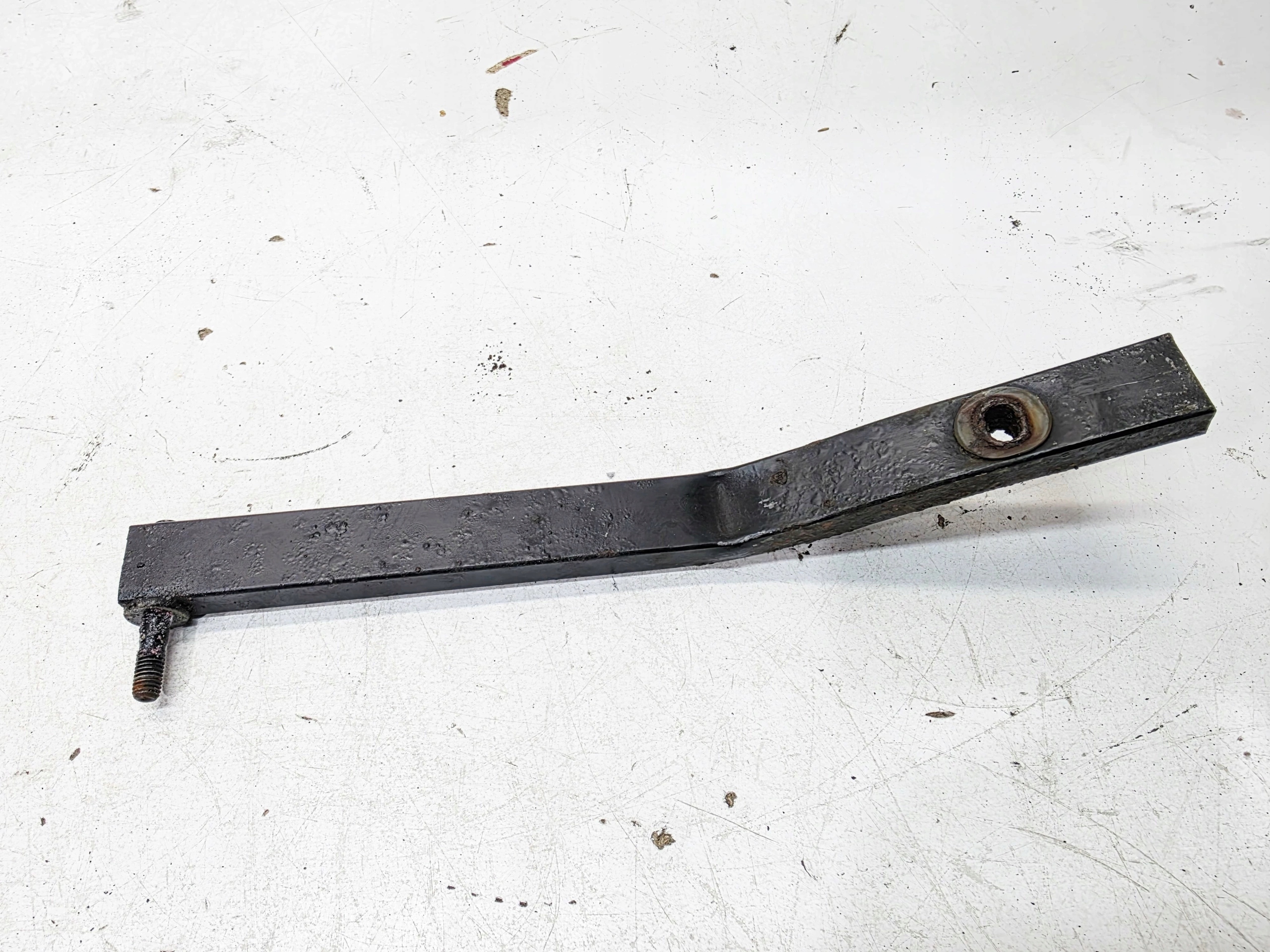 Console Fixation Armature Gauche AUDI A4 B8 A5 8T 8K0805527B