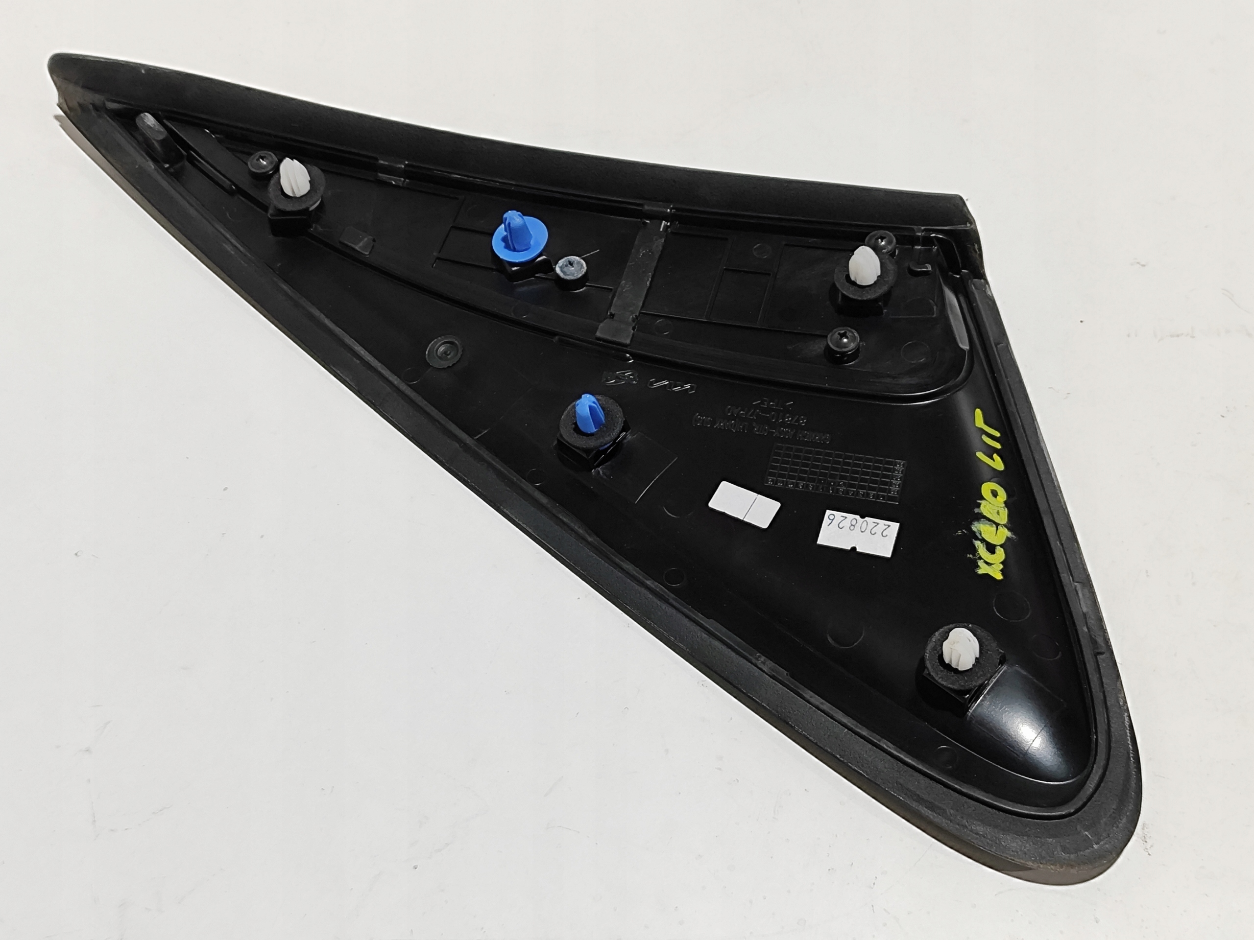 XCEED OSŁONA TRÓJKĄT ZAŚLEPKA NAKŁADKA BŁOTNIKA CHROM LEWY TYŁ 87810-J7PA0 Wersja Europejska