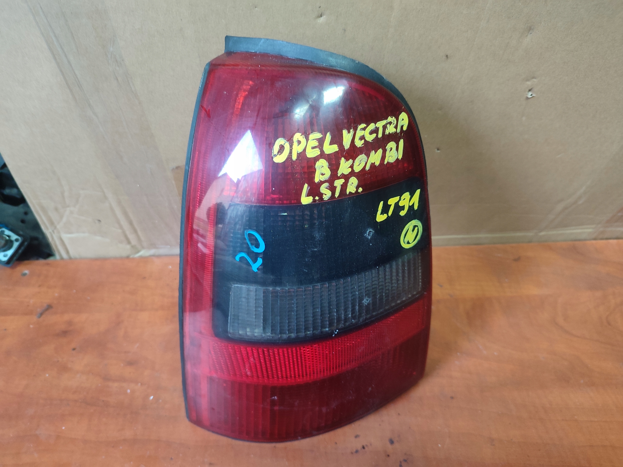 light left rear part left rear opel vectra b kombi