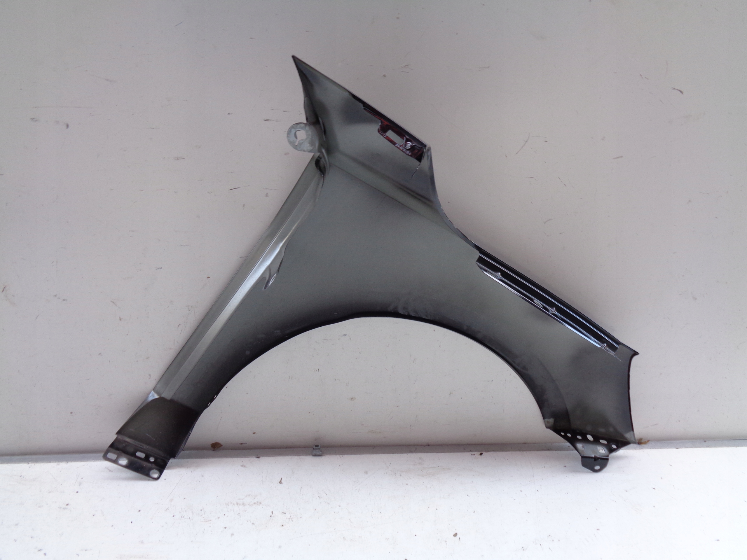 fender left front FORD FOCUS MK4 18- NR 37337