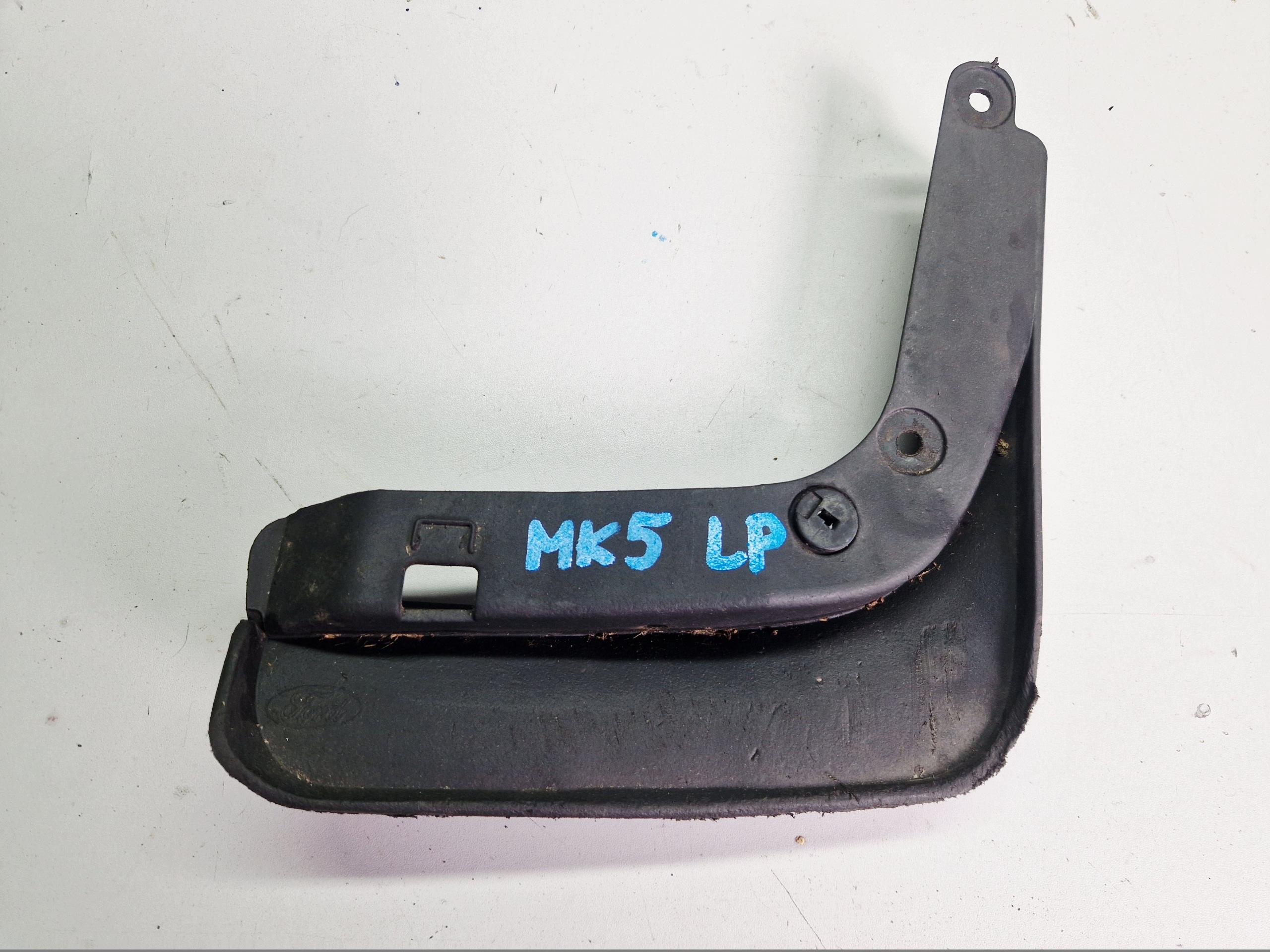 mudguard flap left front FORD MONDEO MK5 DS7JX16A263AAW