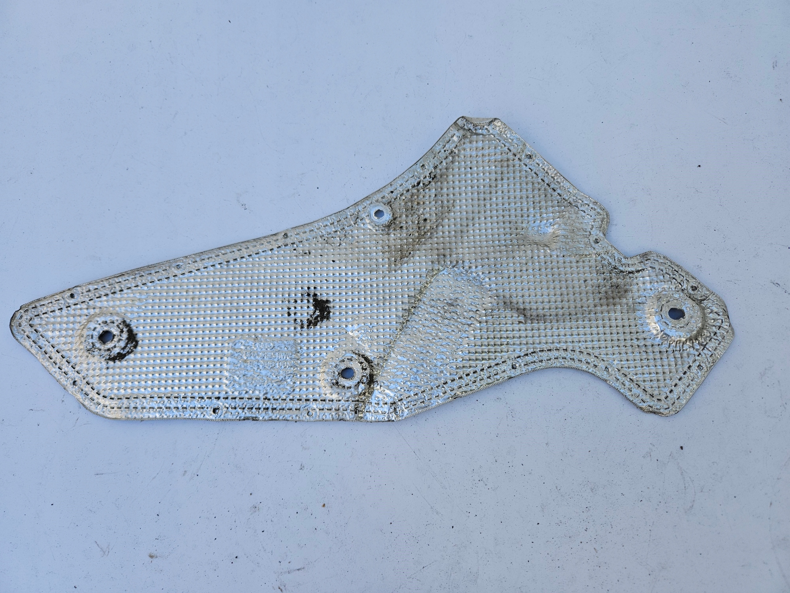 cover TERMICZNA PODLUZNICY left AUDI S6 S7 C7 4G 4G0804161A