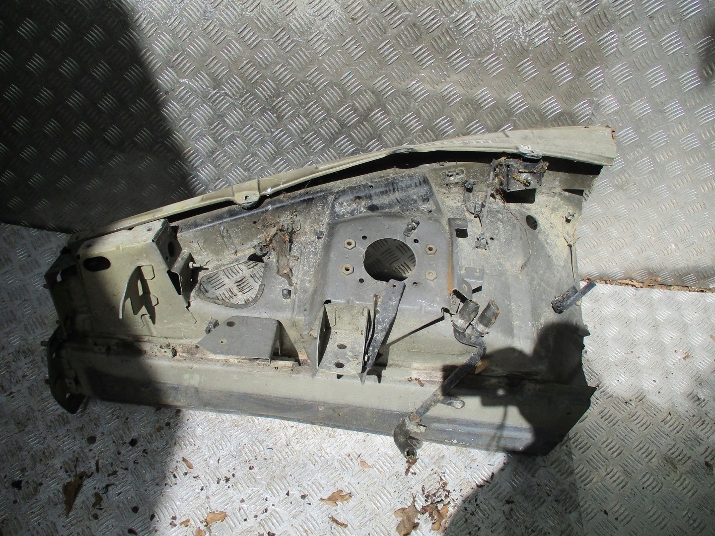 PODŁUŻNICA ĆWIARTKA MASERATI PRAWA Producent części Inny