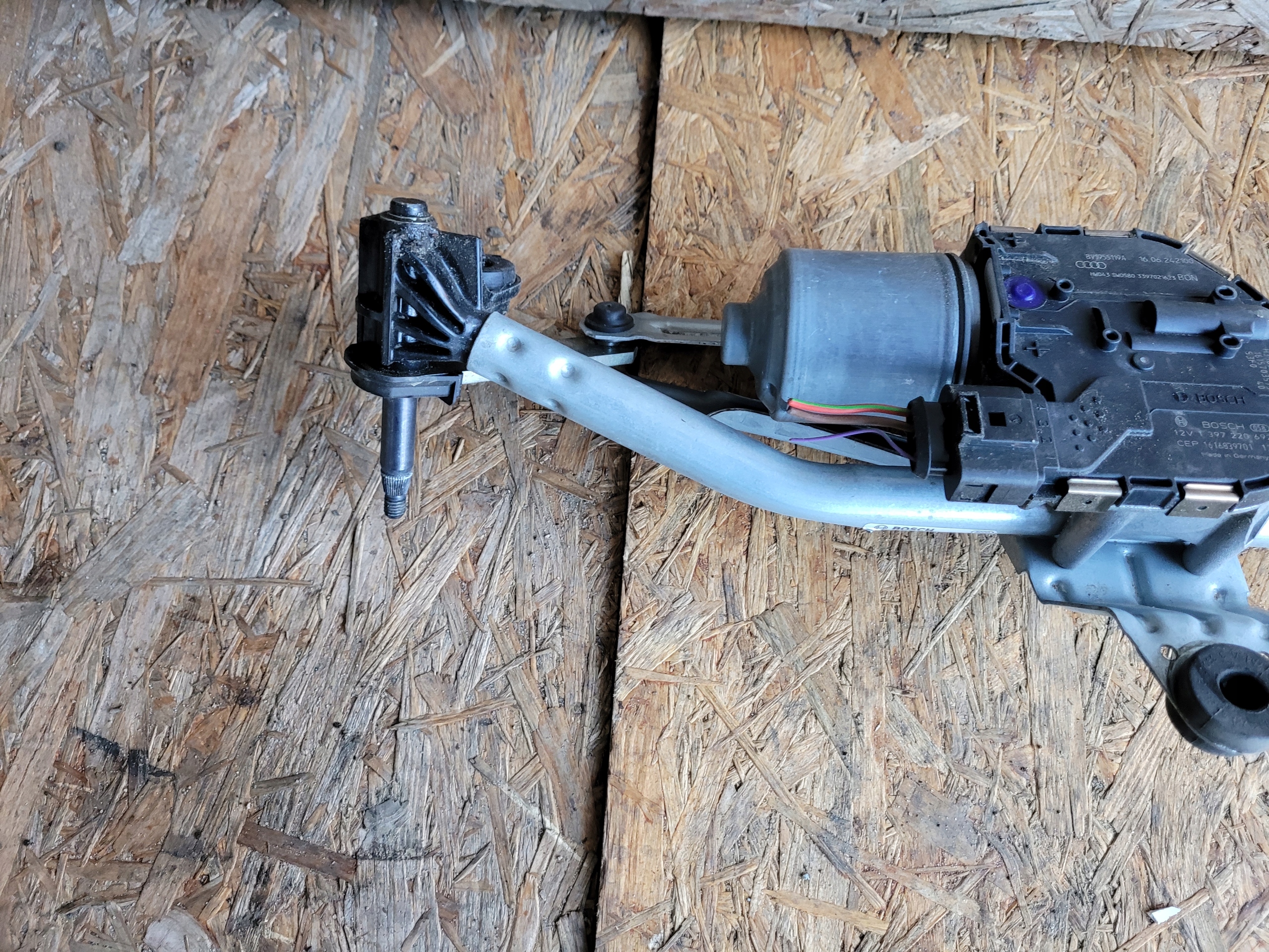 wiper mechanism front AUDI A3 8V 8v1955023D