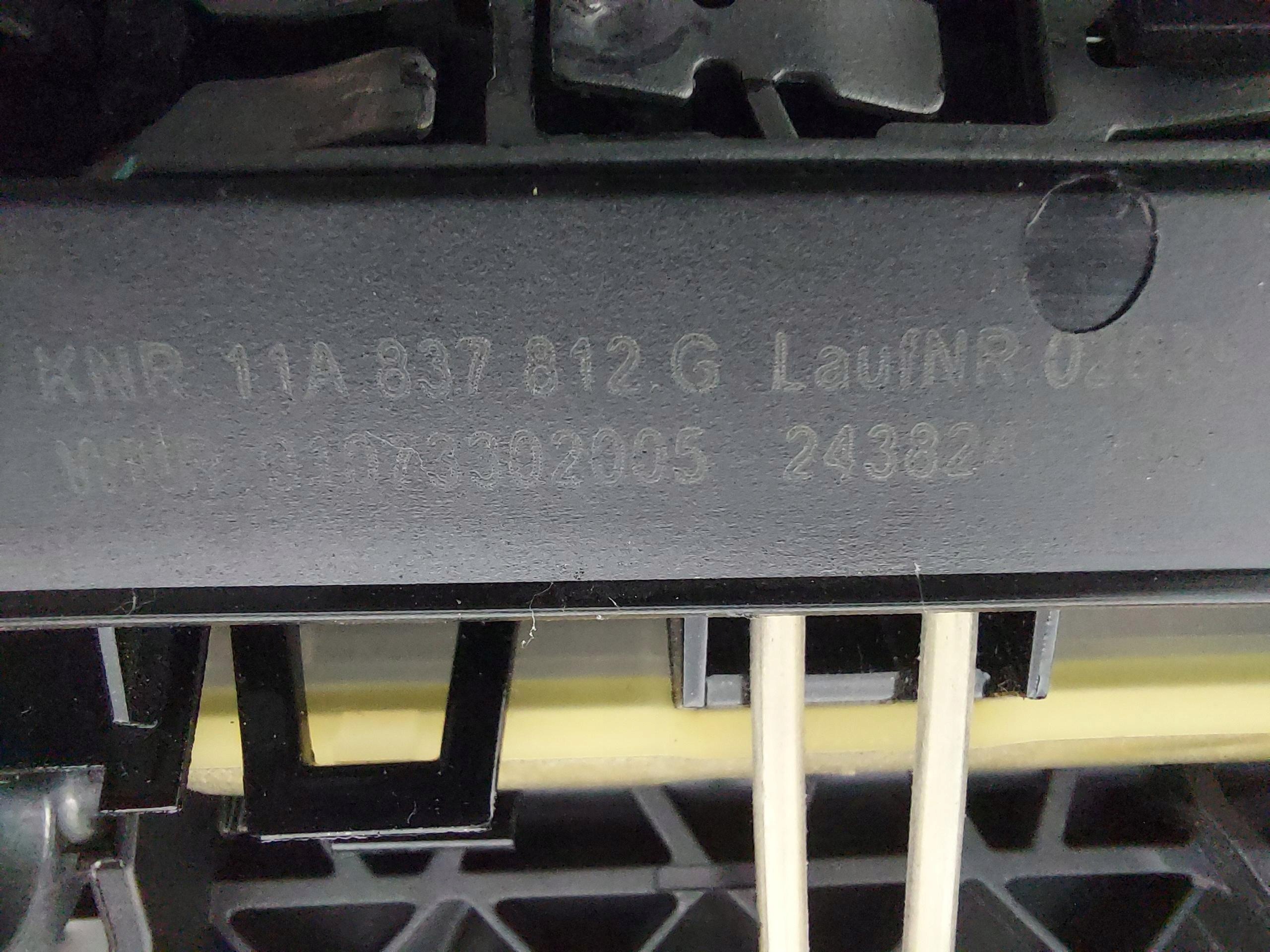VW ID4 11A , 2024r SUV 5D handle door right 11A837812G