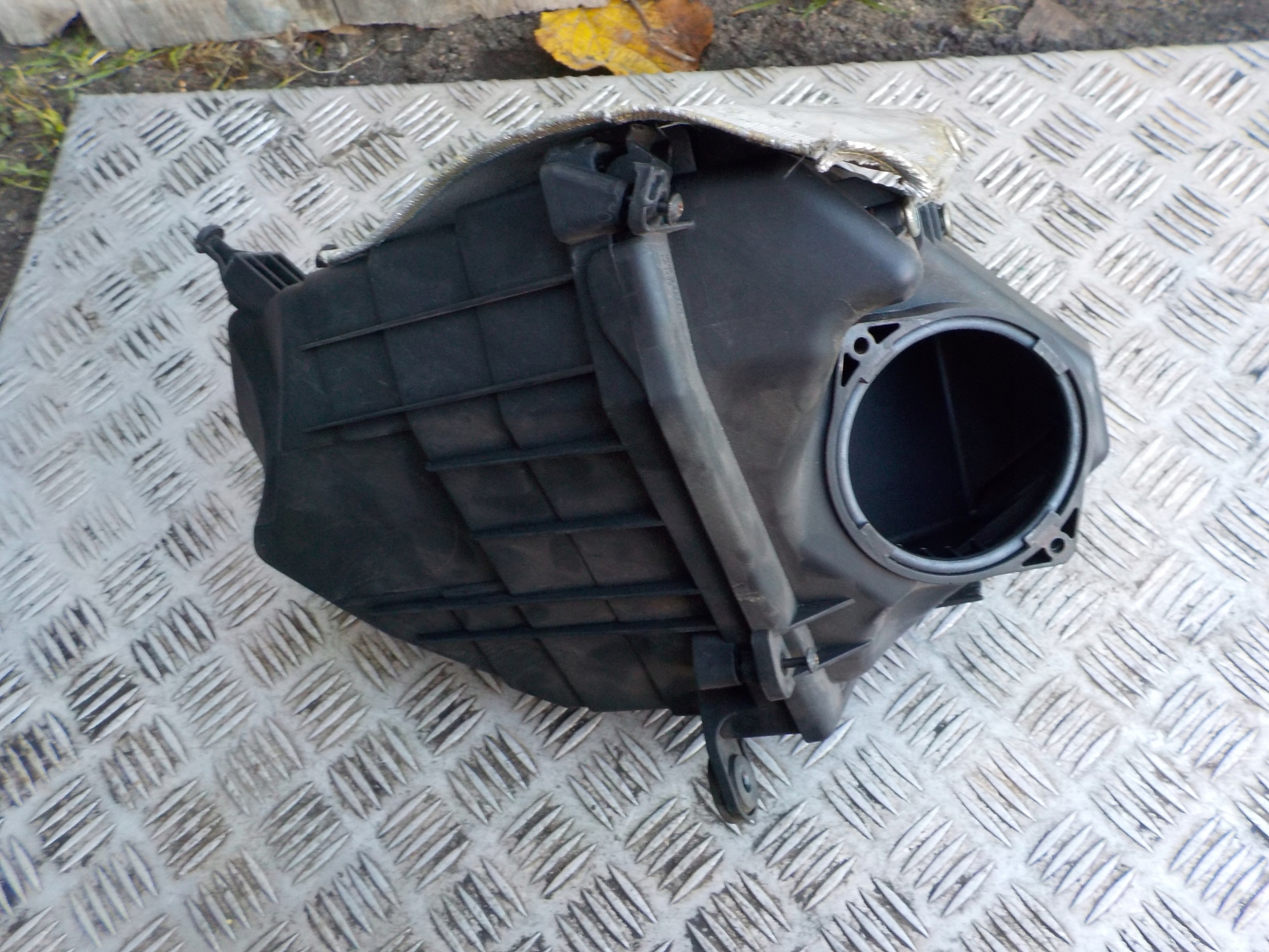 VW PHAETON 3.2 Gehäuse filter luft 0280218073
