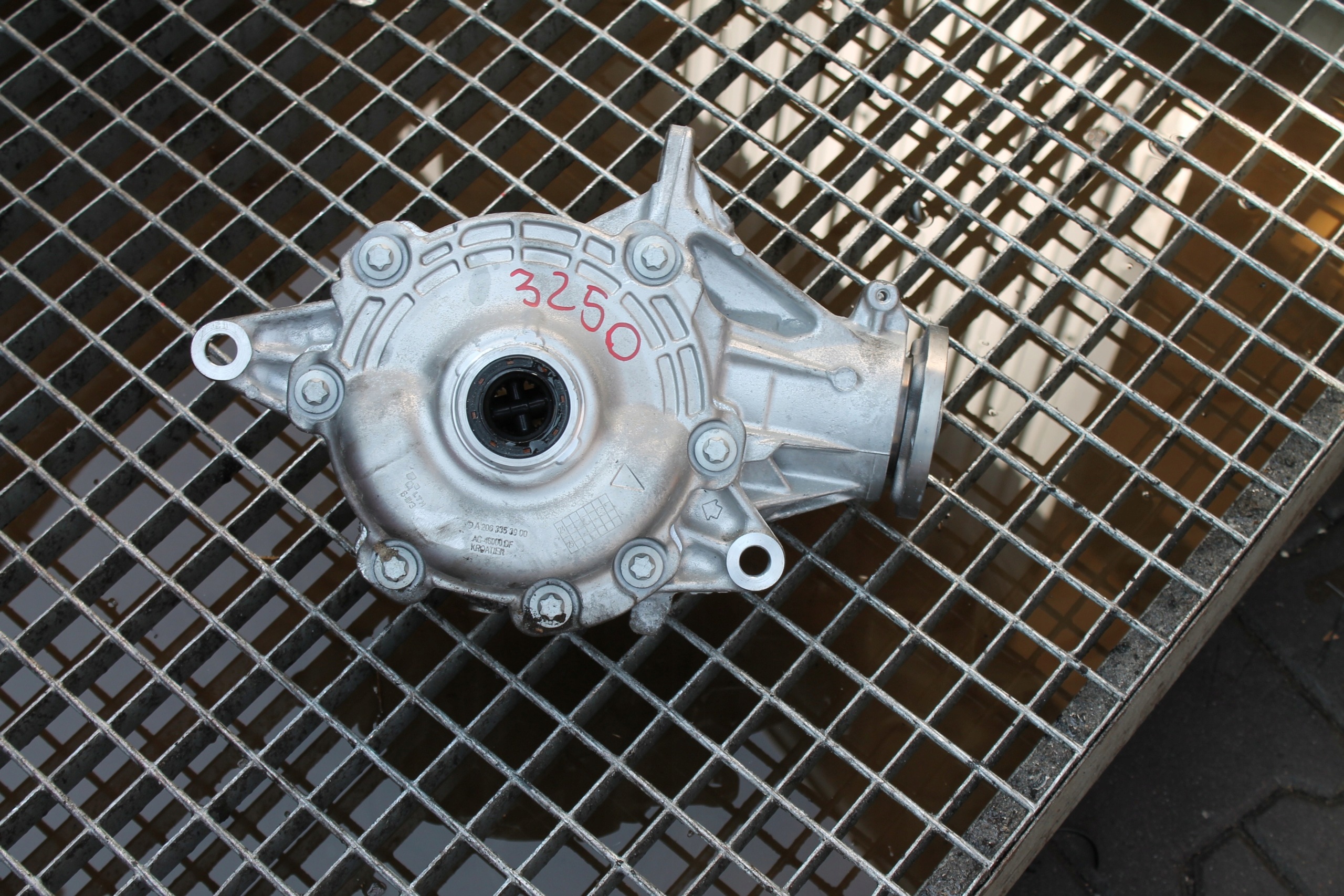 3250. differenziale differenziale MERCEDES A2063310005 A2063353900