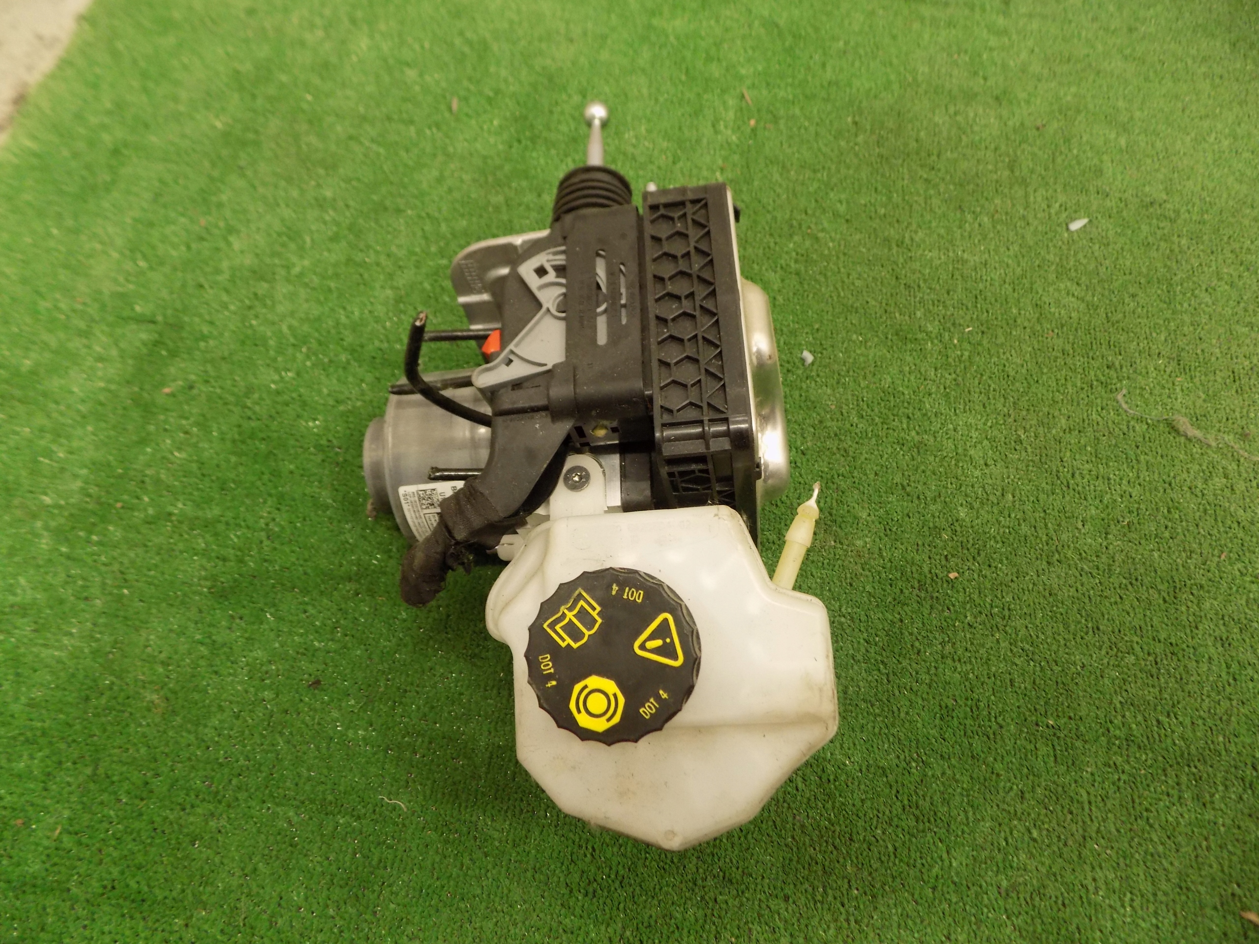 BMW U11 servo brake booster ABS 5A96BF7