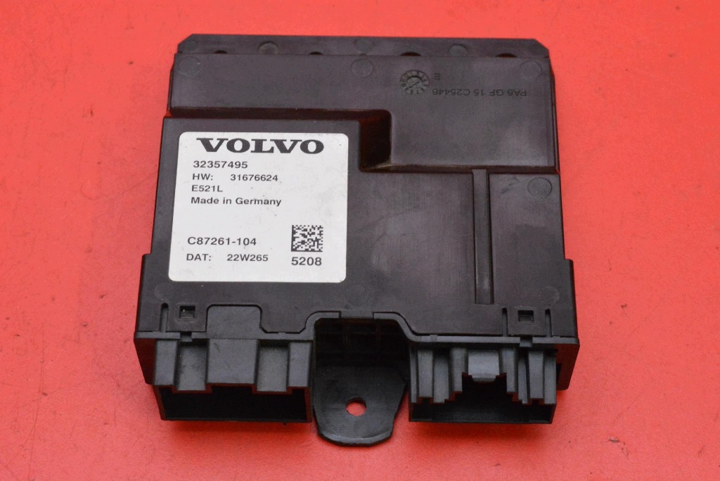 control unit module bonnet boot rear part 32357495 VOLVO V60 2 II LIFT 23