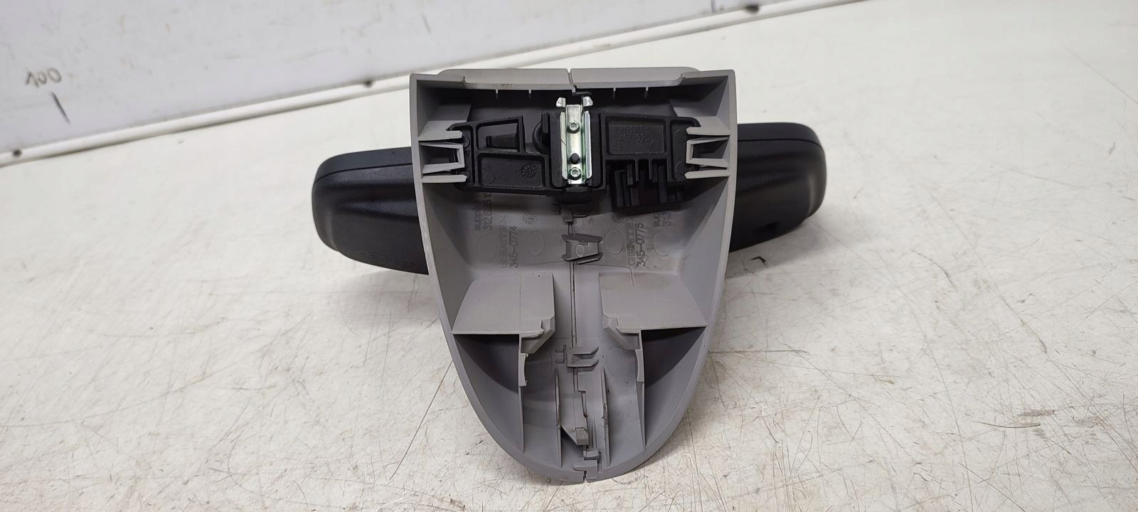 rétroviseur central interne Opel Corsa D