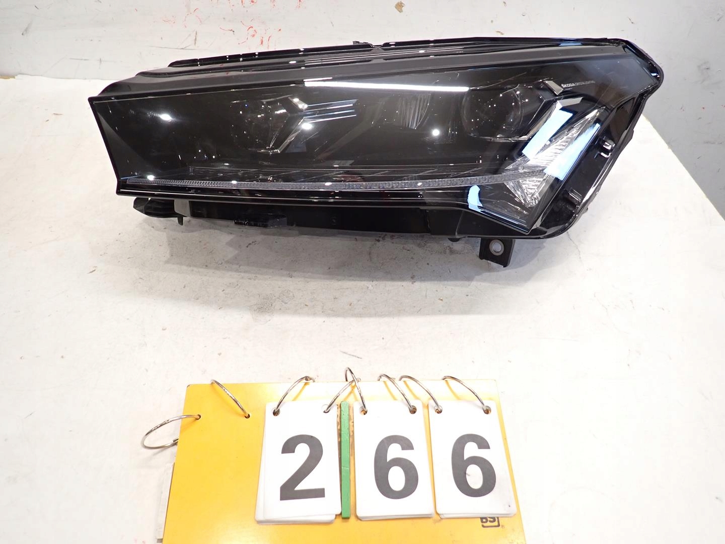 light front front left SKODA ENYAQ 2021- FULL LED 5LB941015A