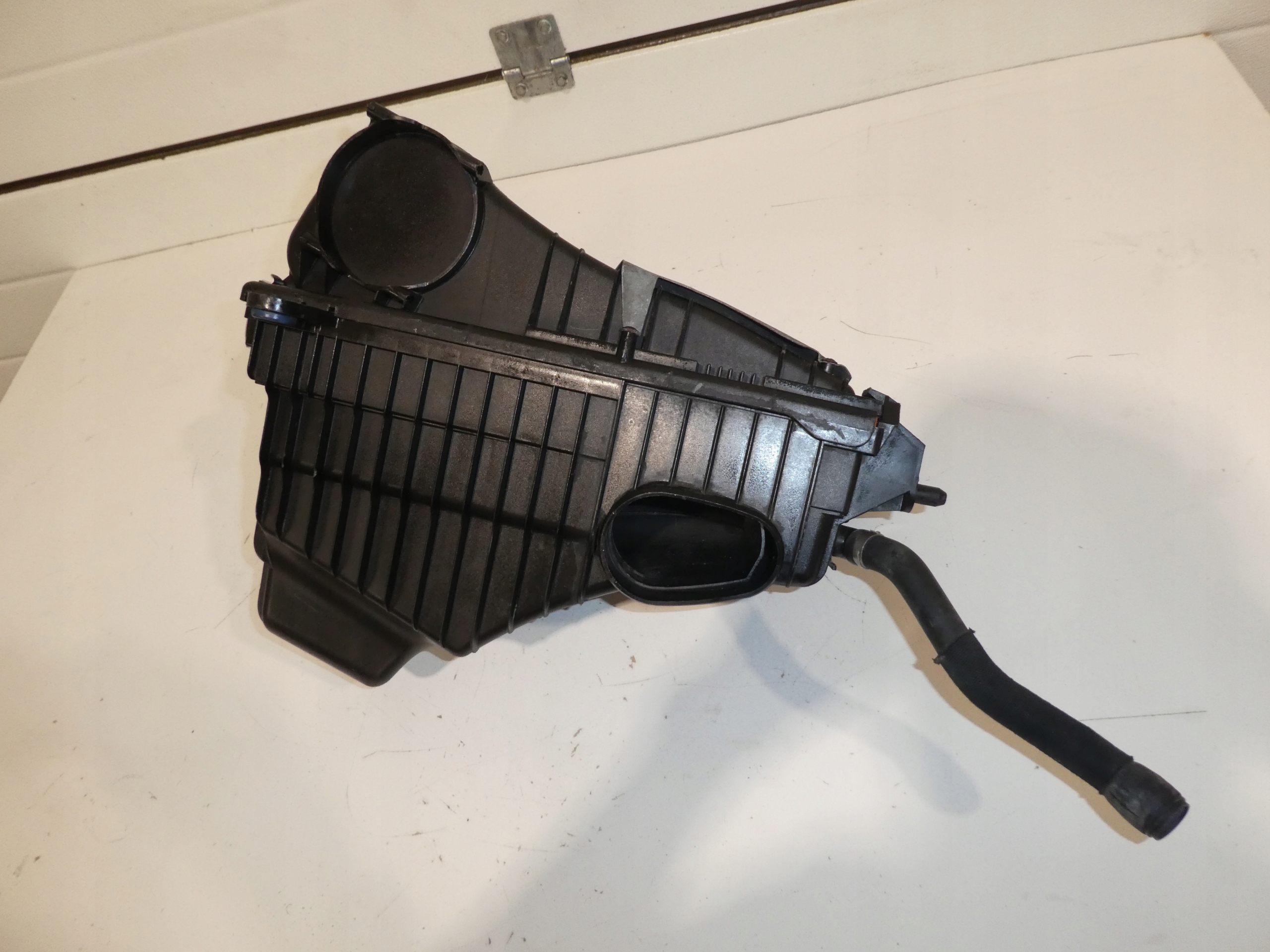 TOUAREG 3.0TDI Gehäuse filter luft 7L6129601Q