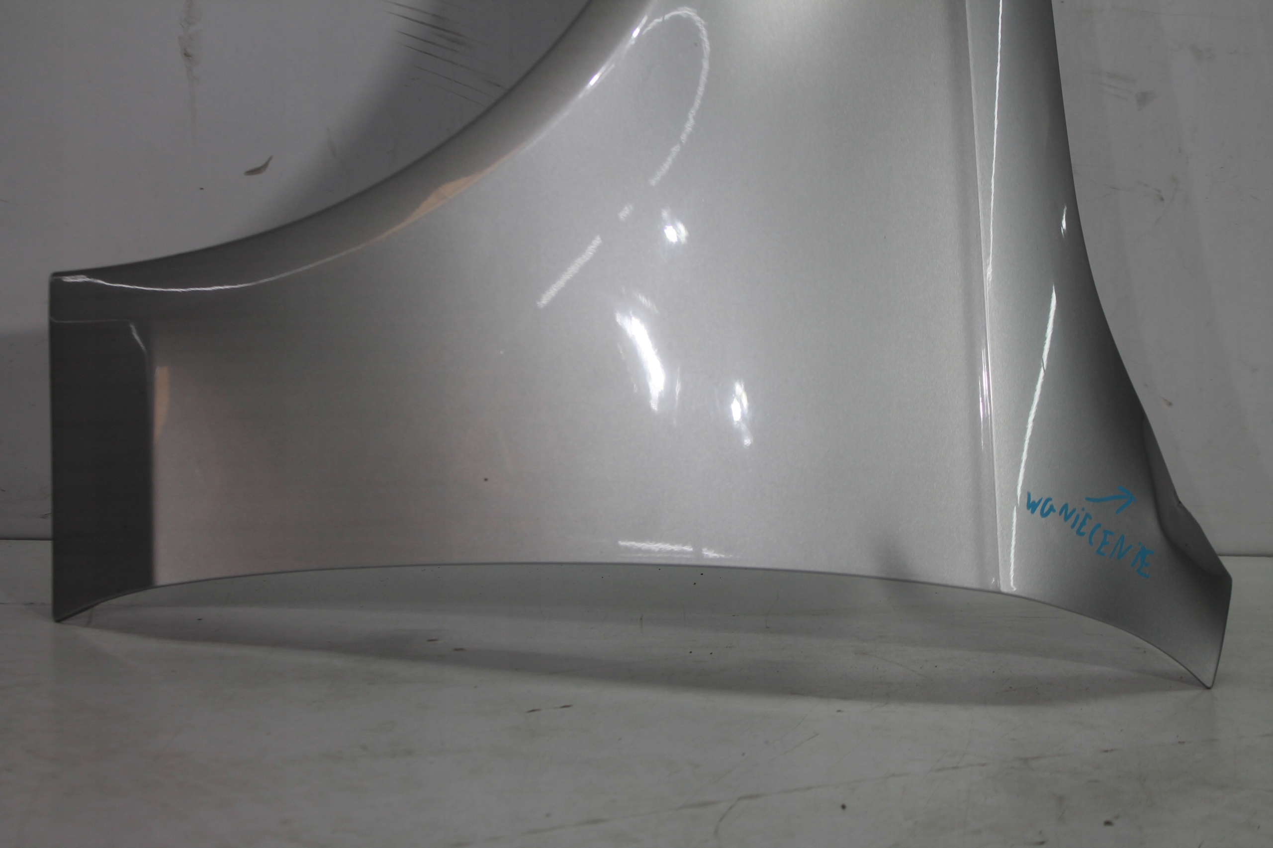 fender left front front AUDI A4 B8 LX7W 07-15