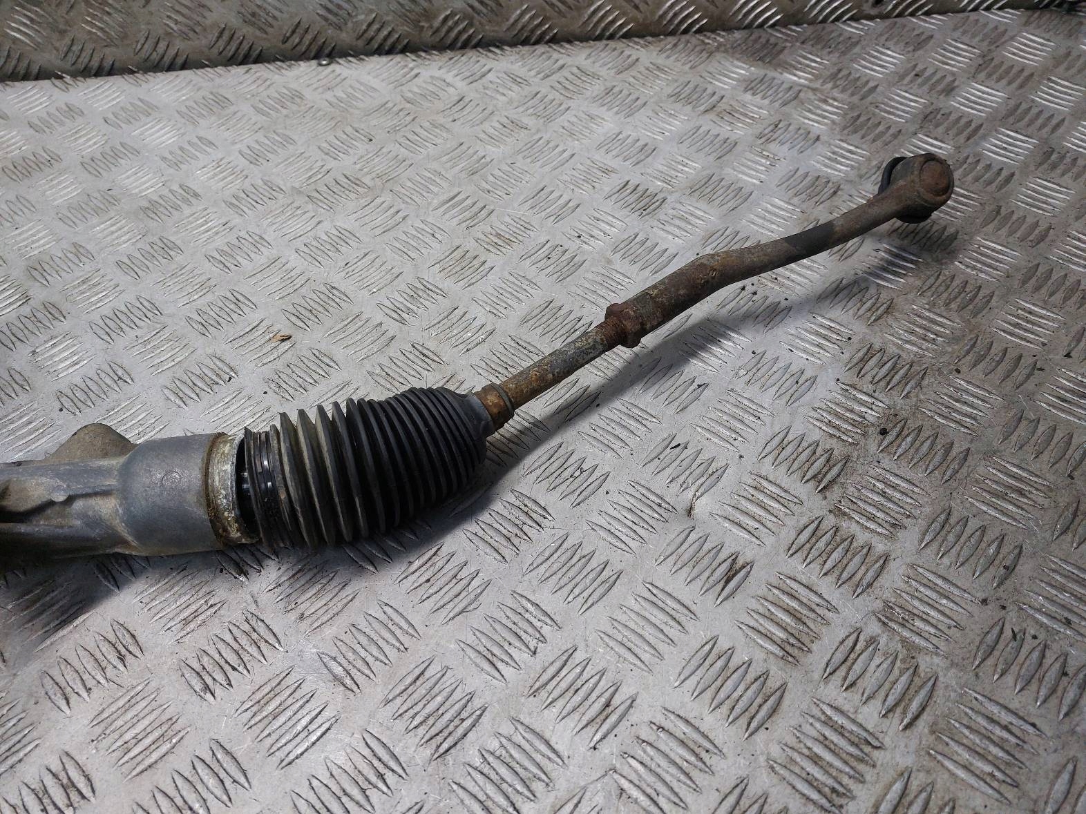 Boîter direction Boîter direction PEUGEOT 207 6700001816 6820000090
