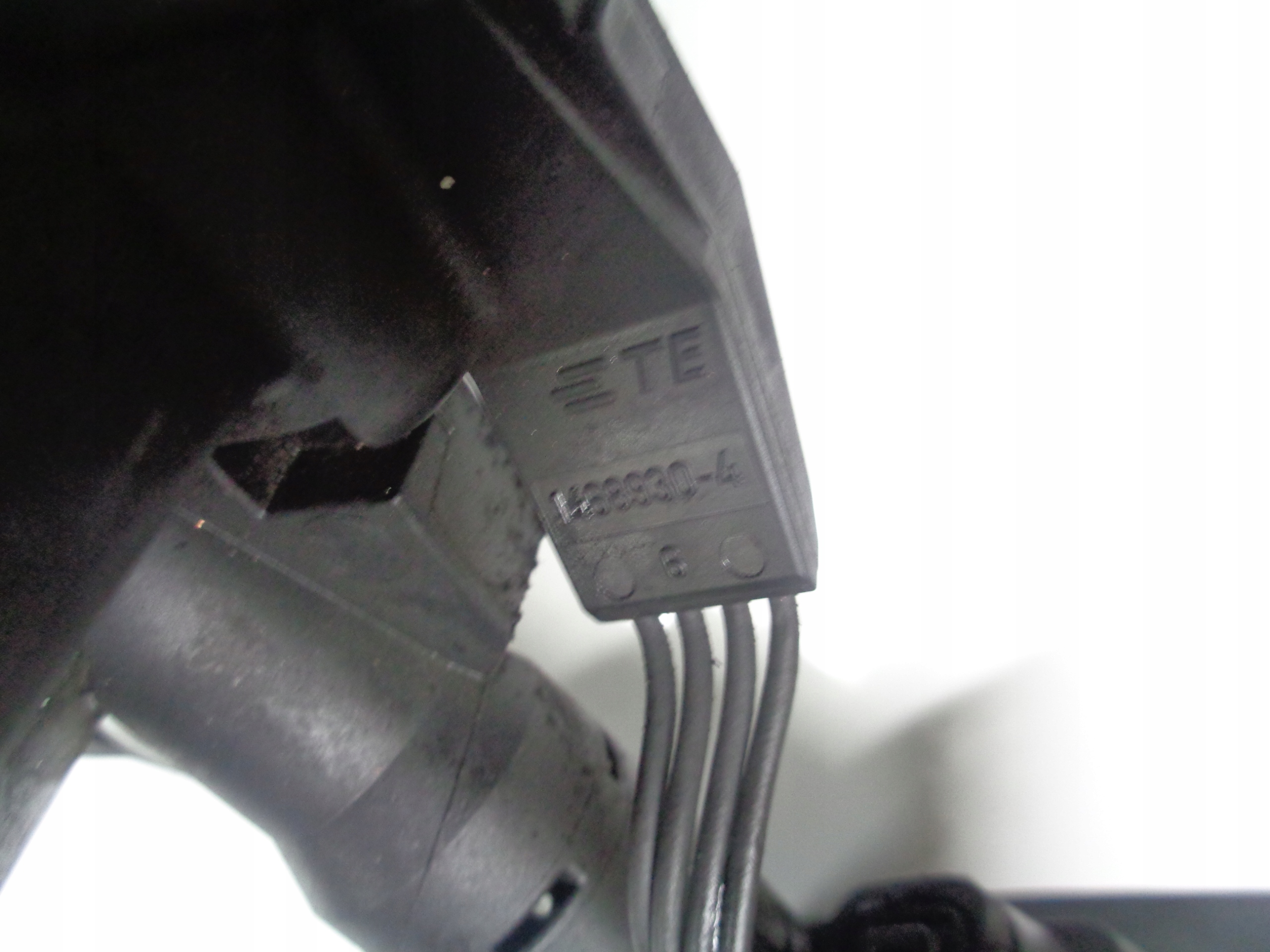 PEUGEOT 1.6HDI WYSPRZEGLIK 1468930