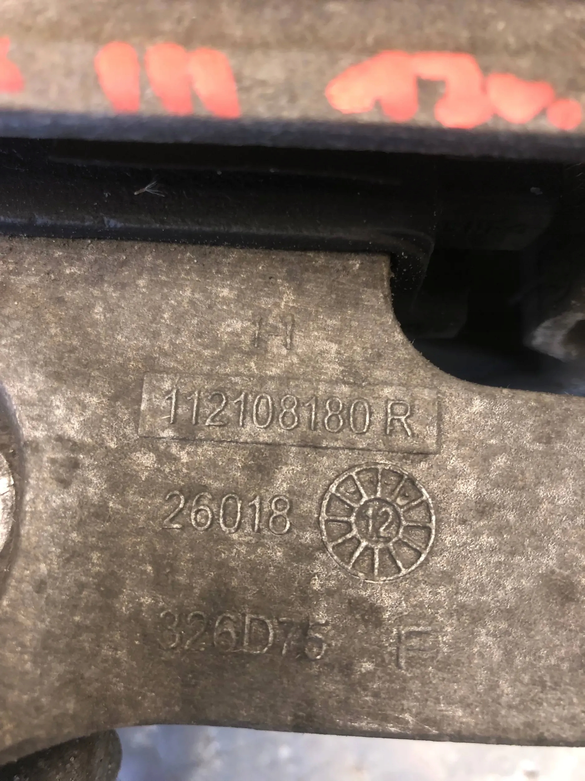 holder engine mount RENAULT MASTER III 112108180R