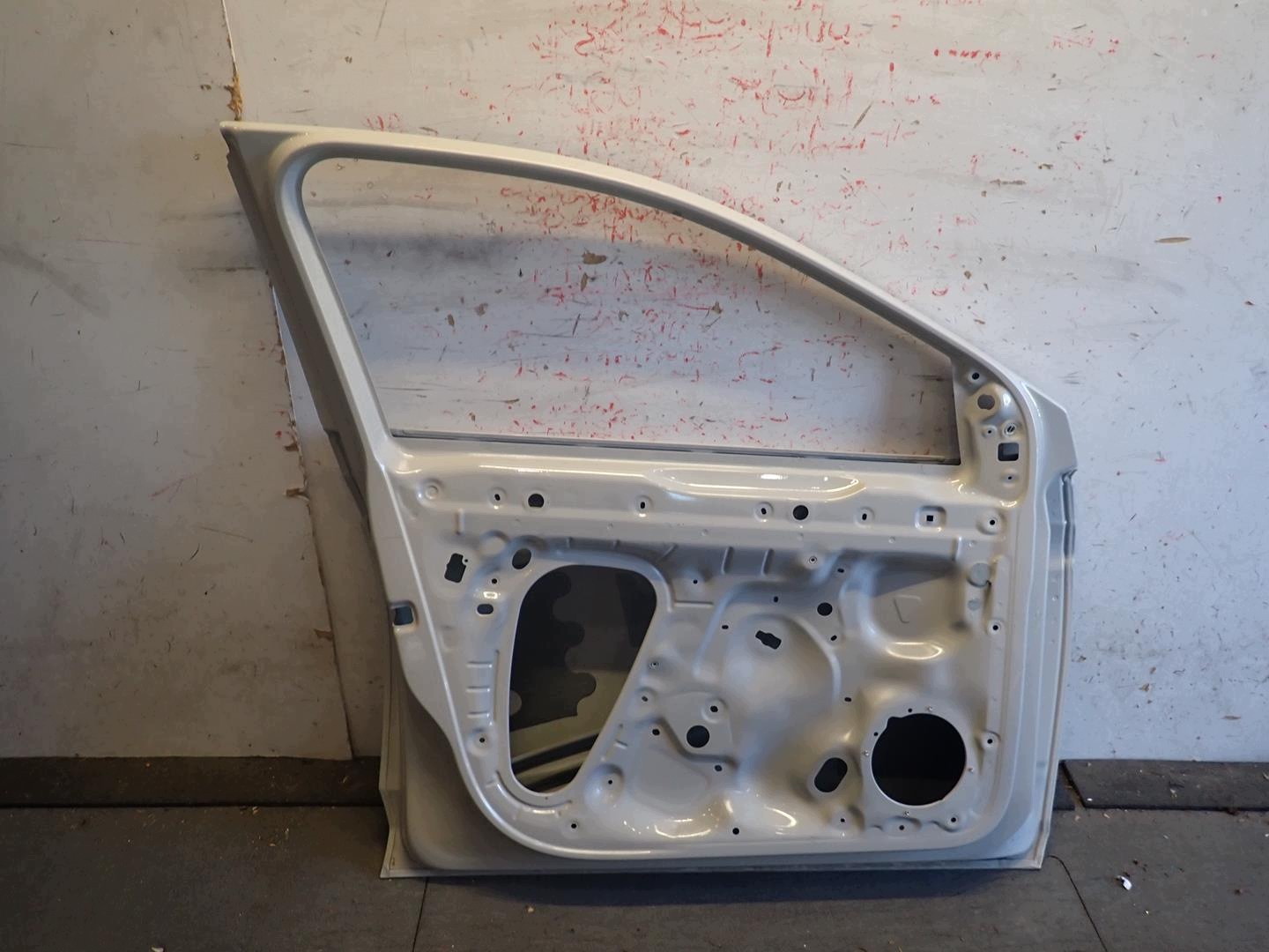 door front front left VW POLO VI 2017- 2GS831311E