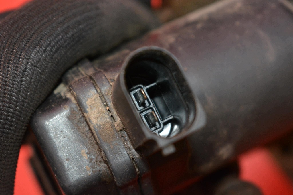 caliper brake right rear part AUDI A4 B8 2.0 TDI 143 KM 07-11