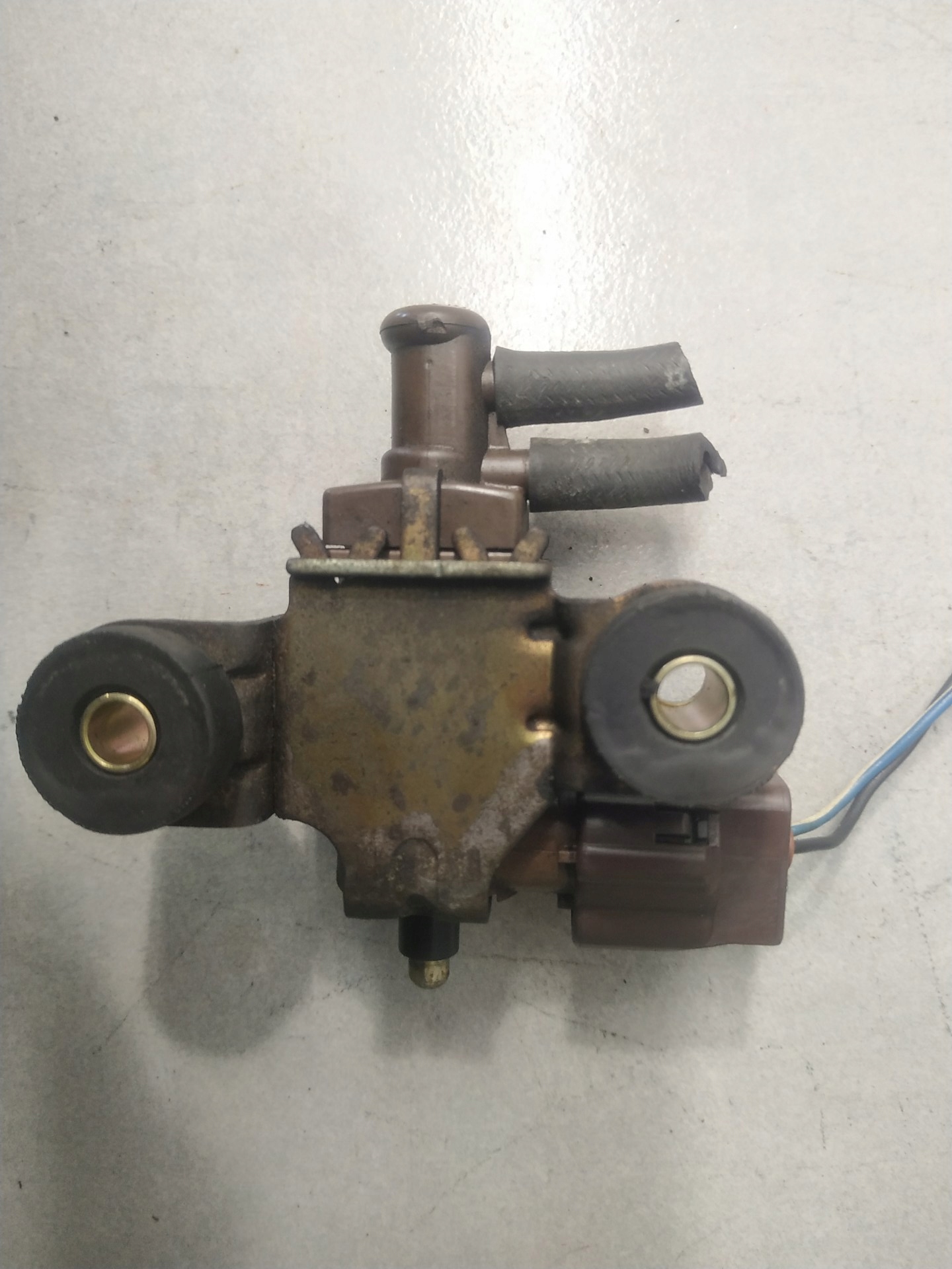 Sensor Unterdruck COROLLA E12 2.0 D4D 2581927020