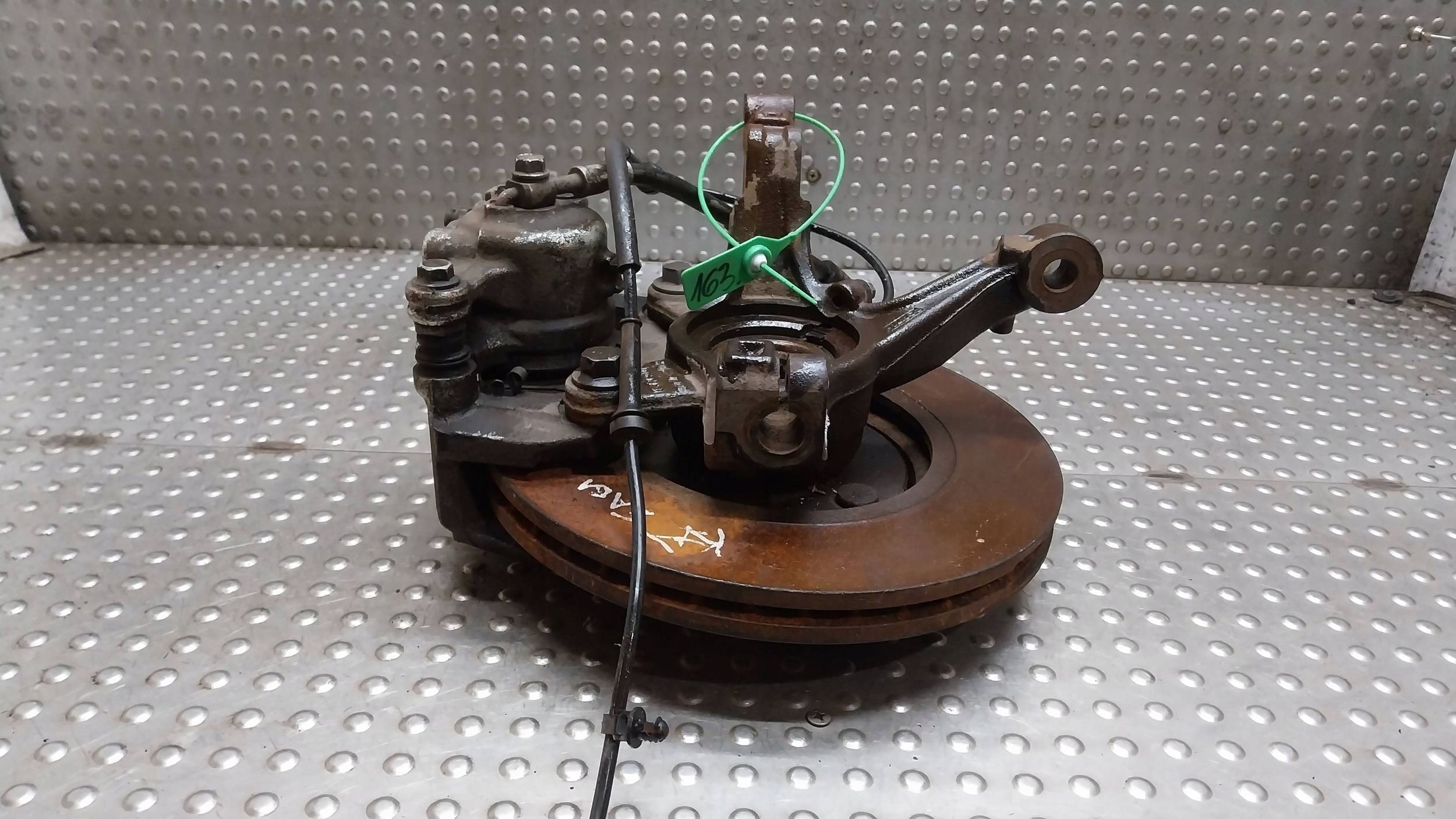 swing right front 8V51-3K170-AF/BE FORD FIESTA MK6 MK7