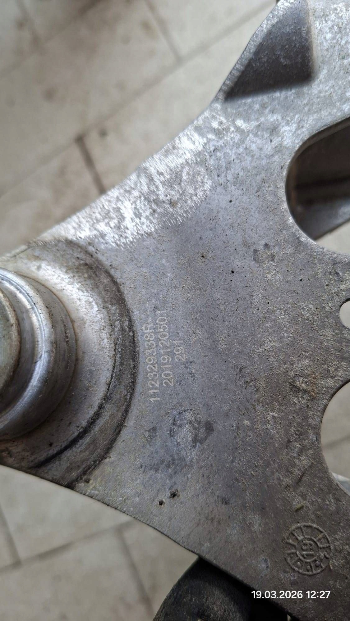 engine mount Dacia Spring 112329338R