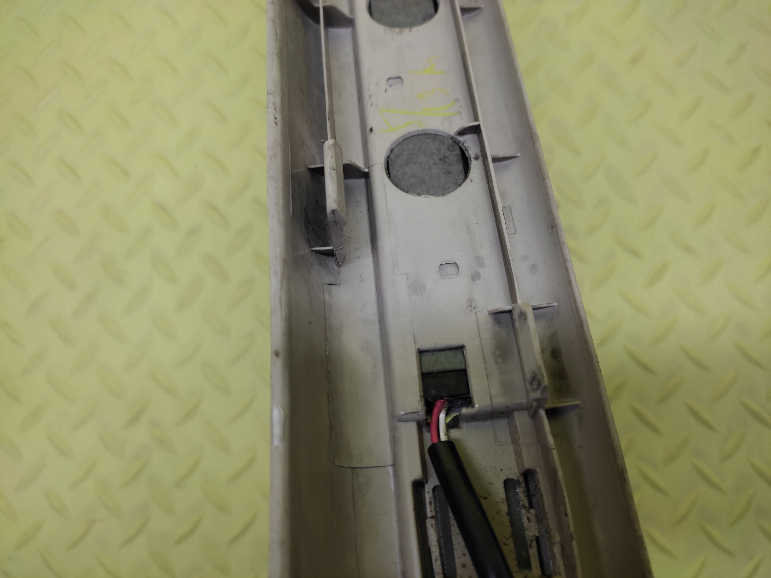 LEXUS RX300 cover cap moulding threshold 6791048020