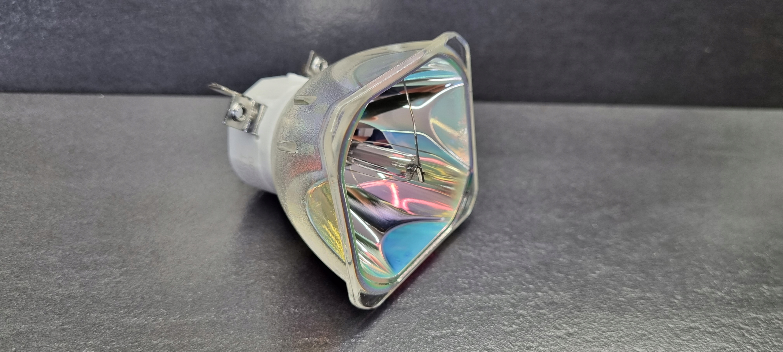 LAMPA DO PROJEKTORA NEC NP15LP Marka Philips