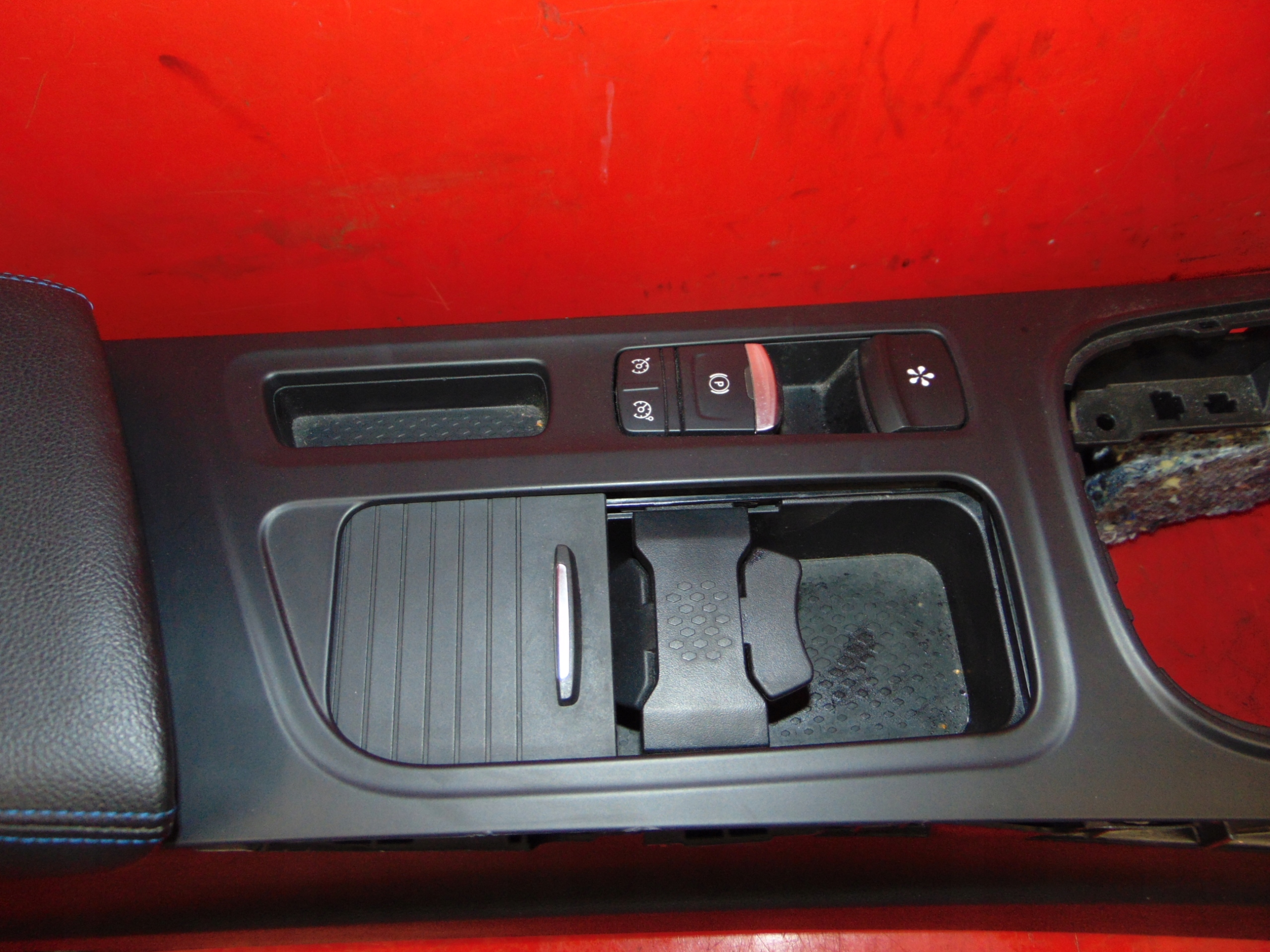 RENAULT MEGANE 4 IV GT TUNEL central armrest