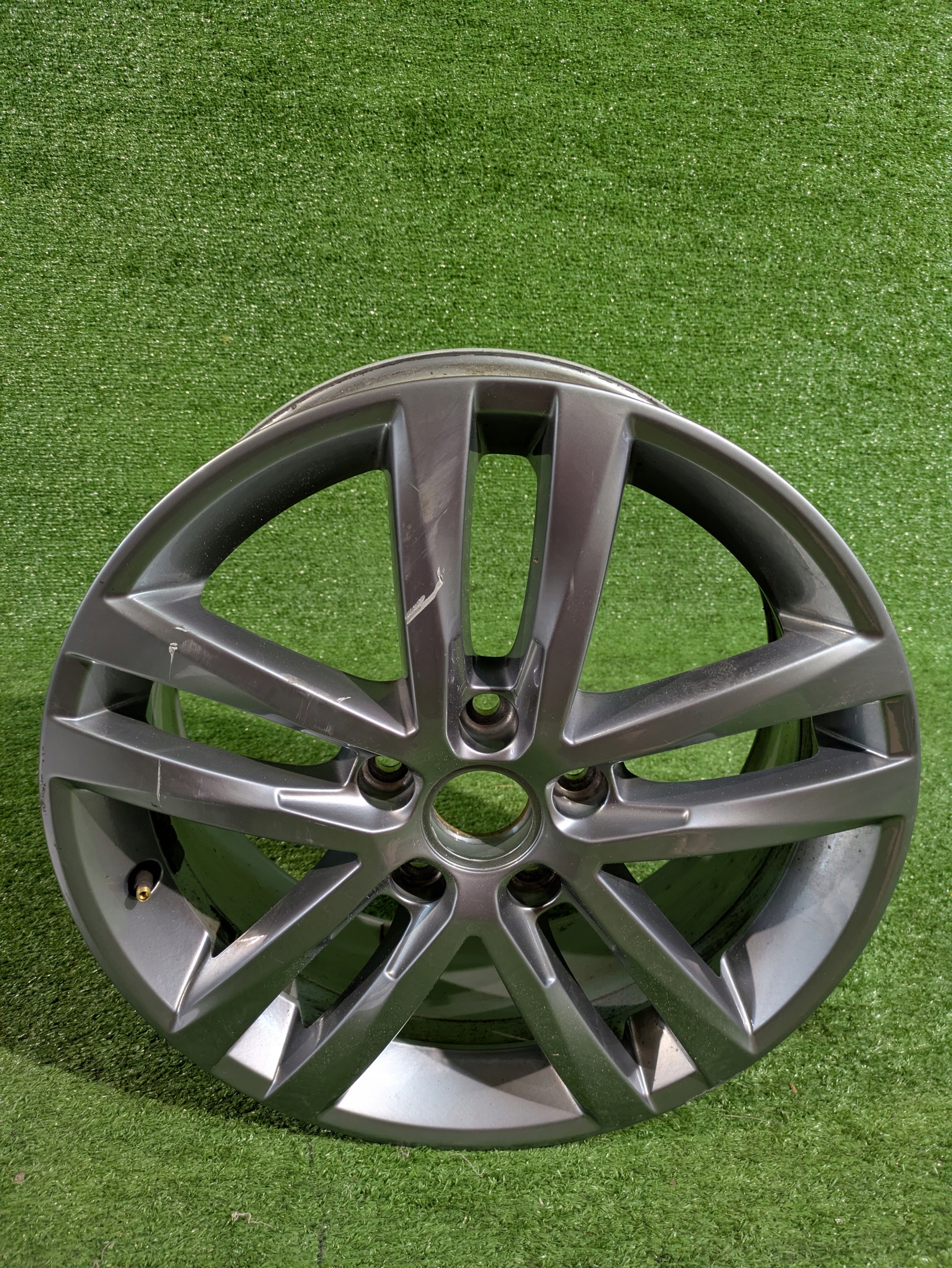 disk disk hliníkový VW TOURAN 17" 6.5J ET52 NR.141