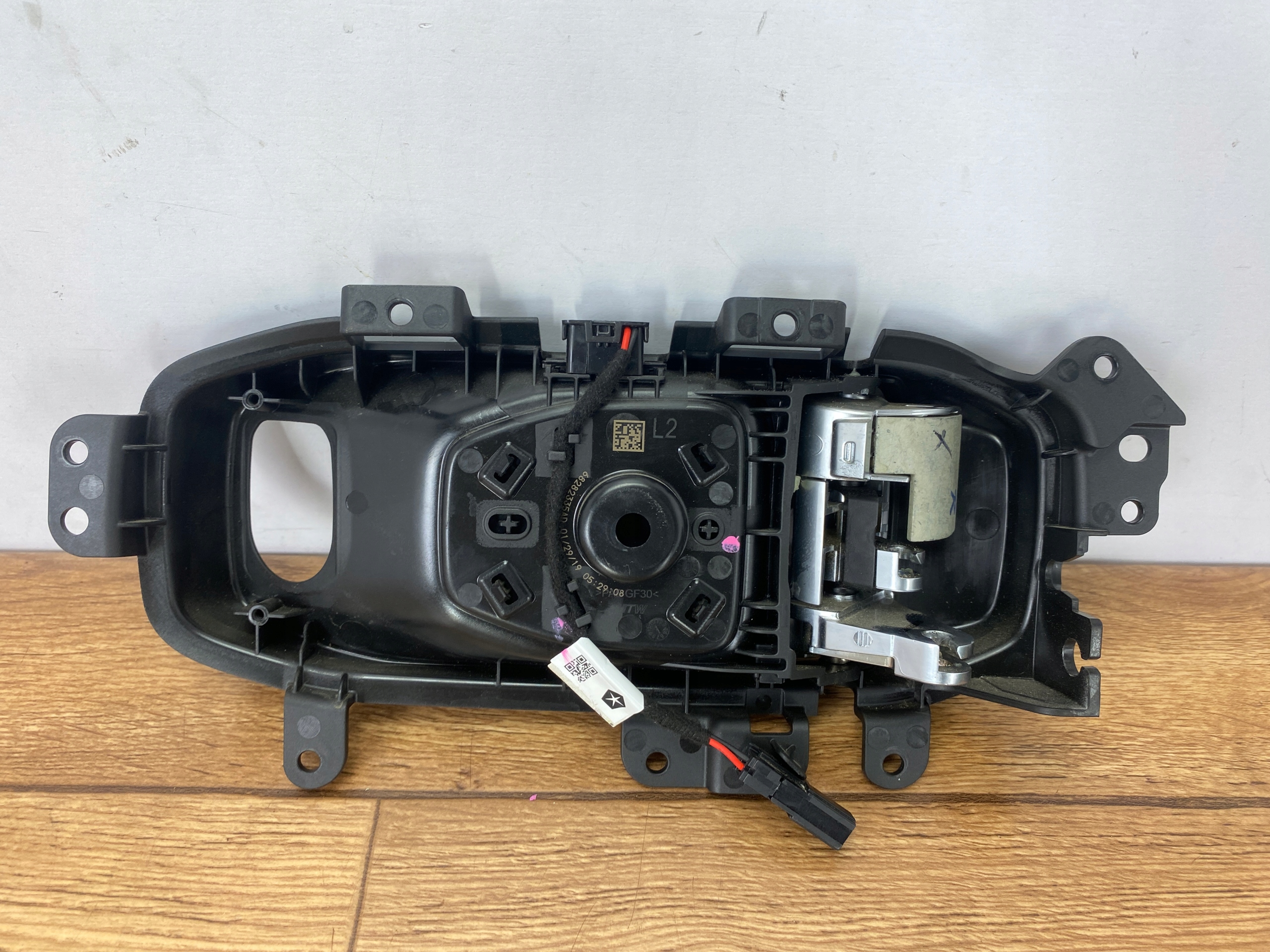 handle inner left front 4xe Jeep Wrangler JL 2018+ USA