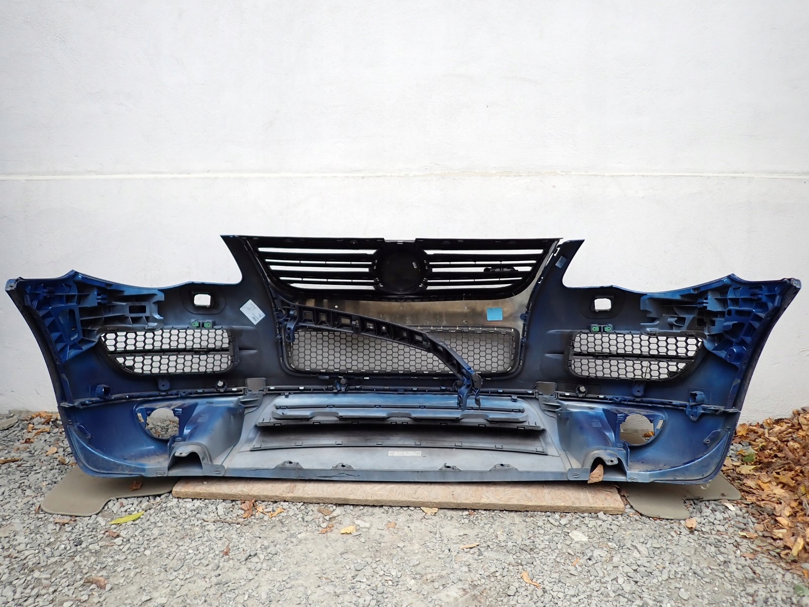 бампер передний vw volkswagen TOUAREG 7L6 R50 РЕСТАЙЛИНГ 2007-2010R