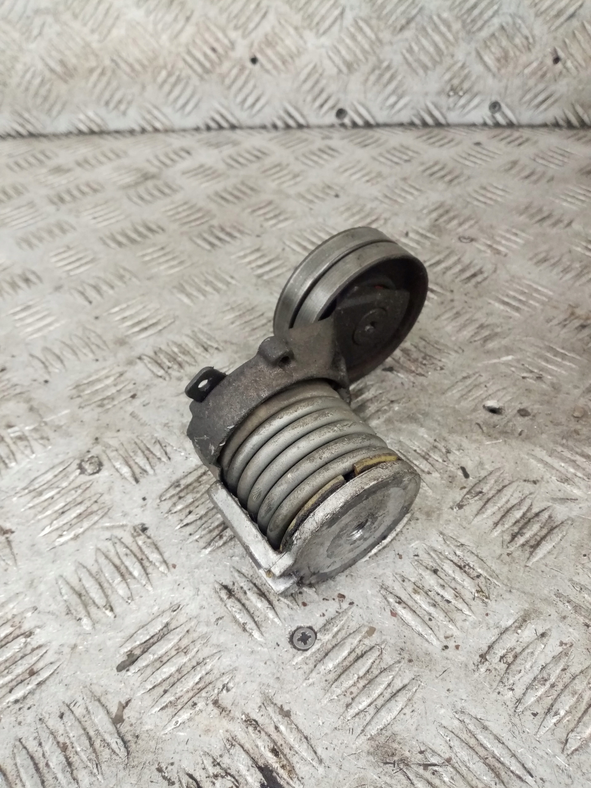 španovákem VOLKSWAGEN GOLF 4 032145299A