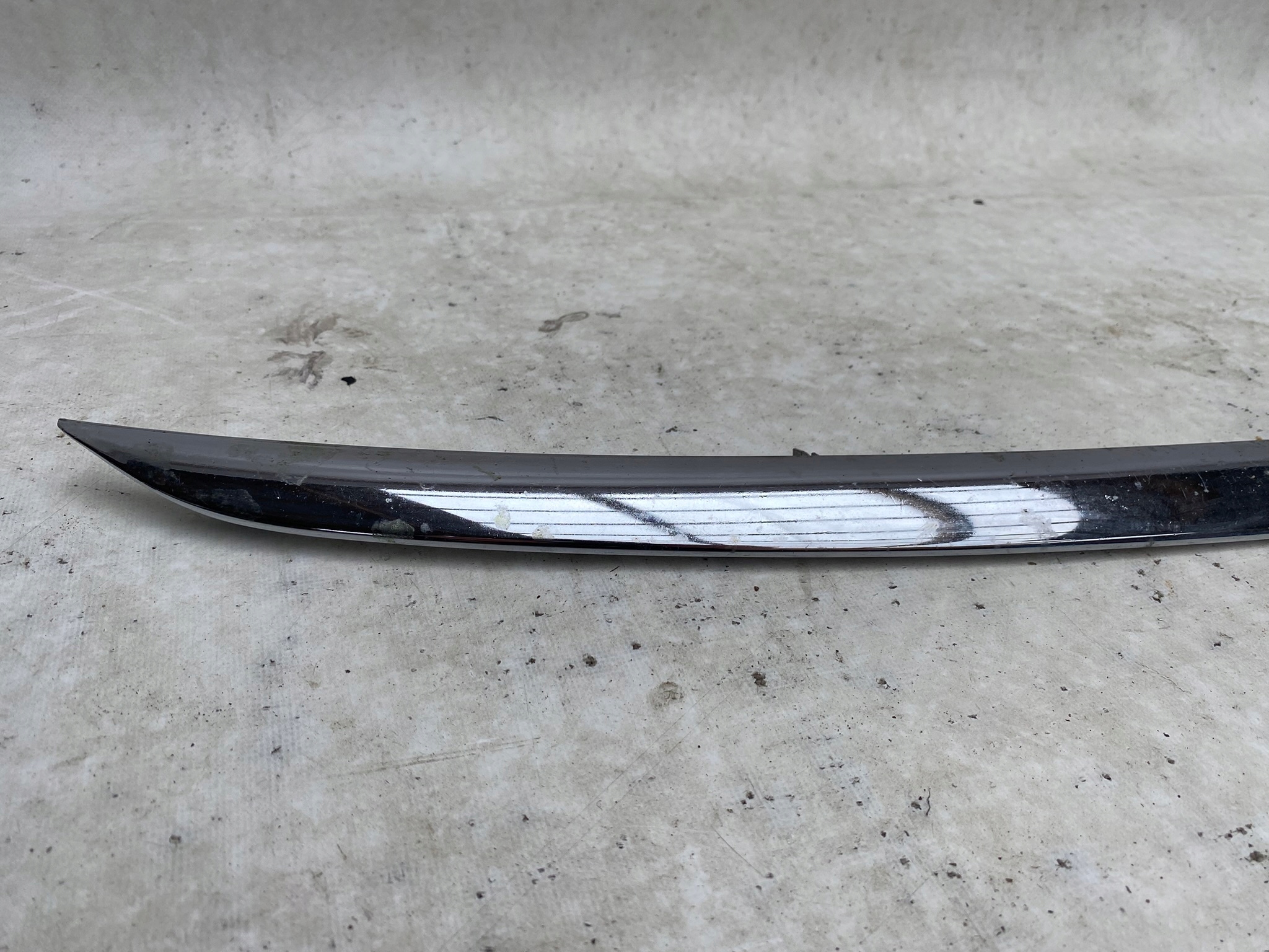 TOYOTA PREVIA II 00- moulding CHROM front 5271128040