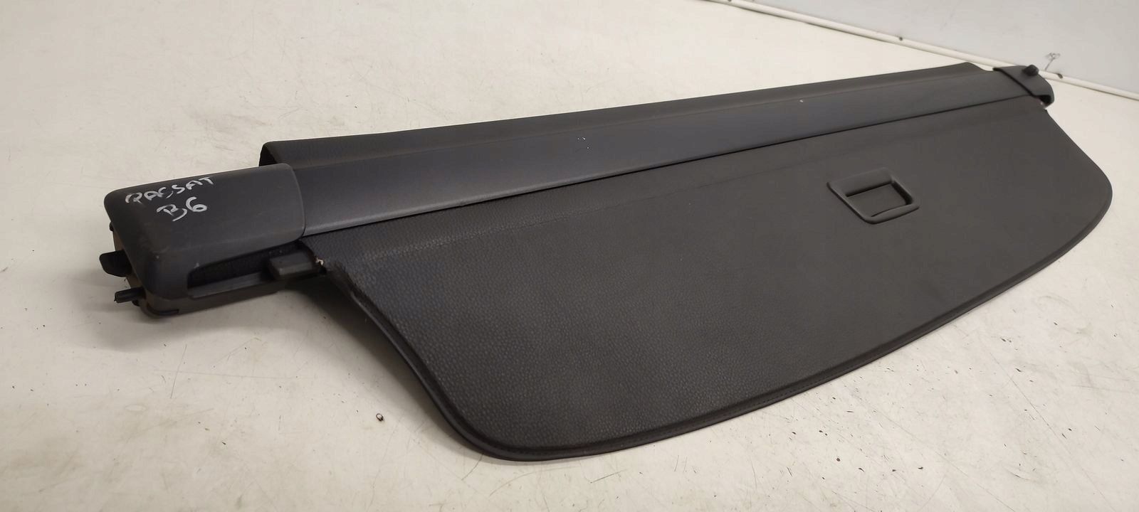 blinds boot VW Passat B6