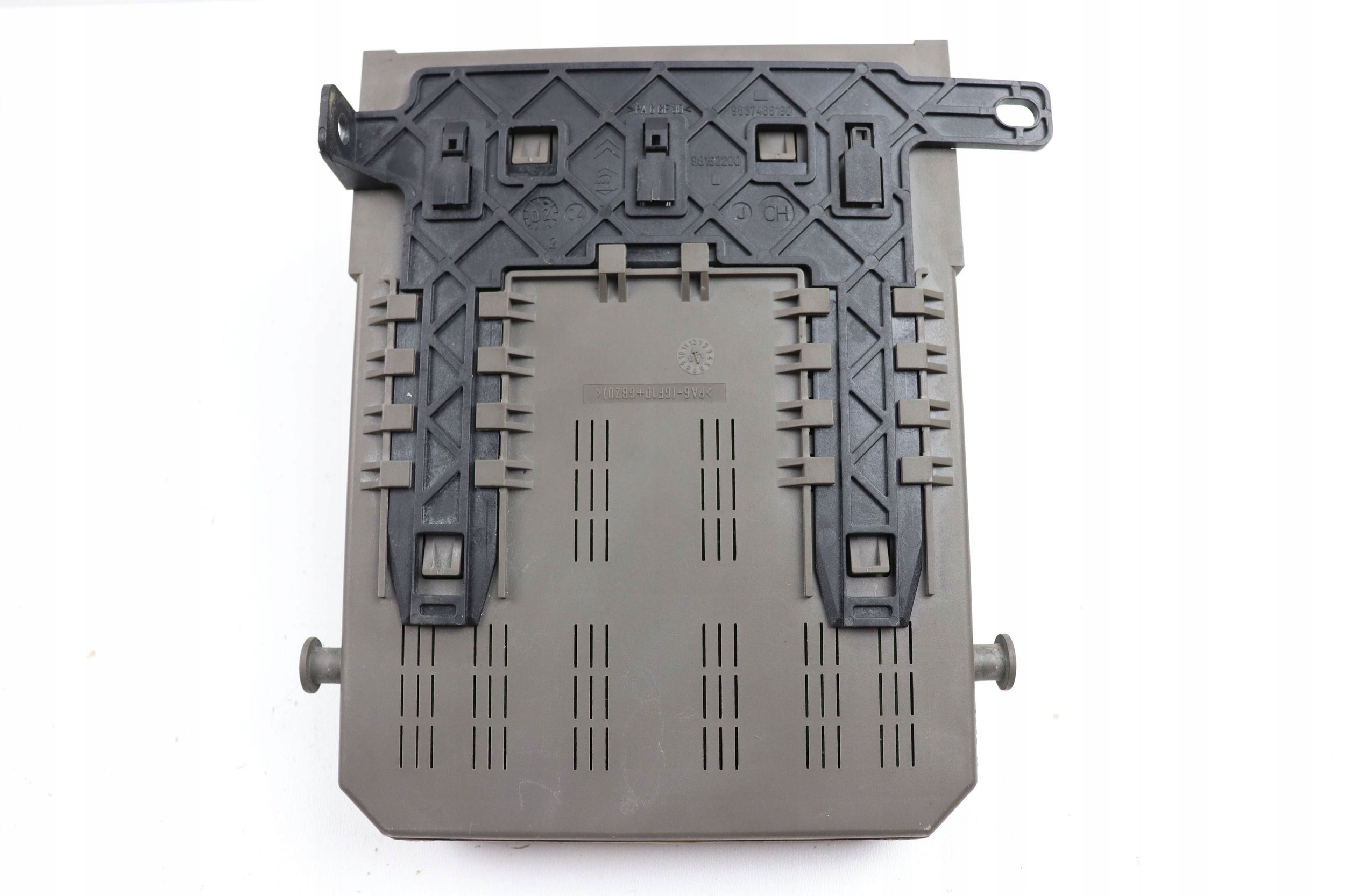 CITROEN PEUGEOT module control unit compartment BSI 9647447980