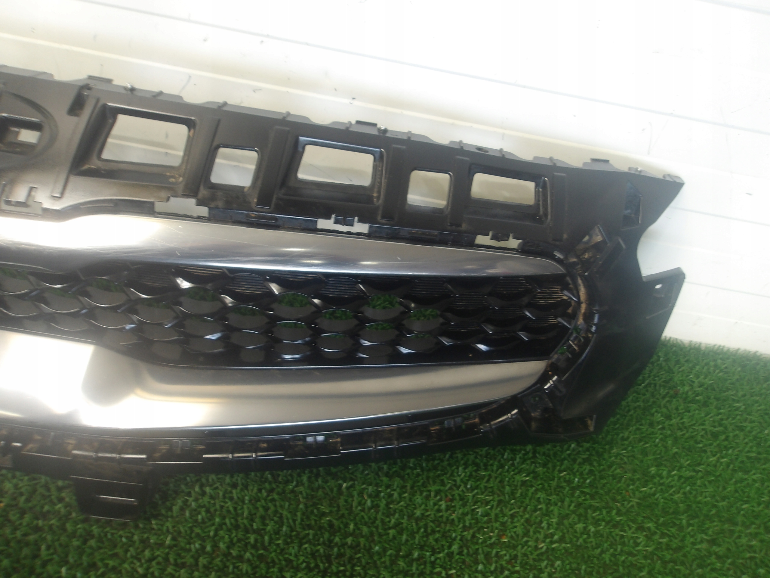 KIA XCEED 19-23 grill grille front front 86350-J7CA0 OE