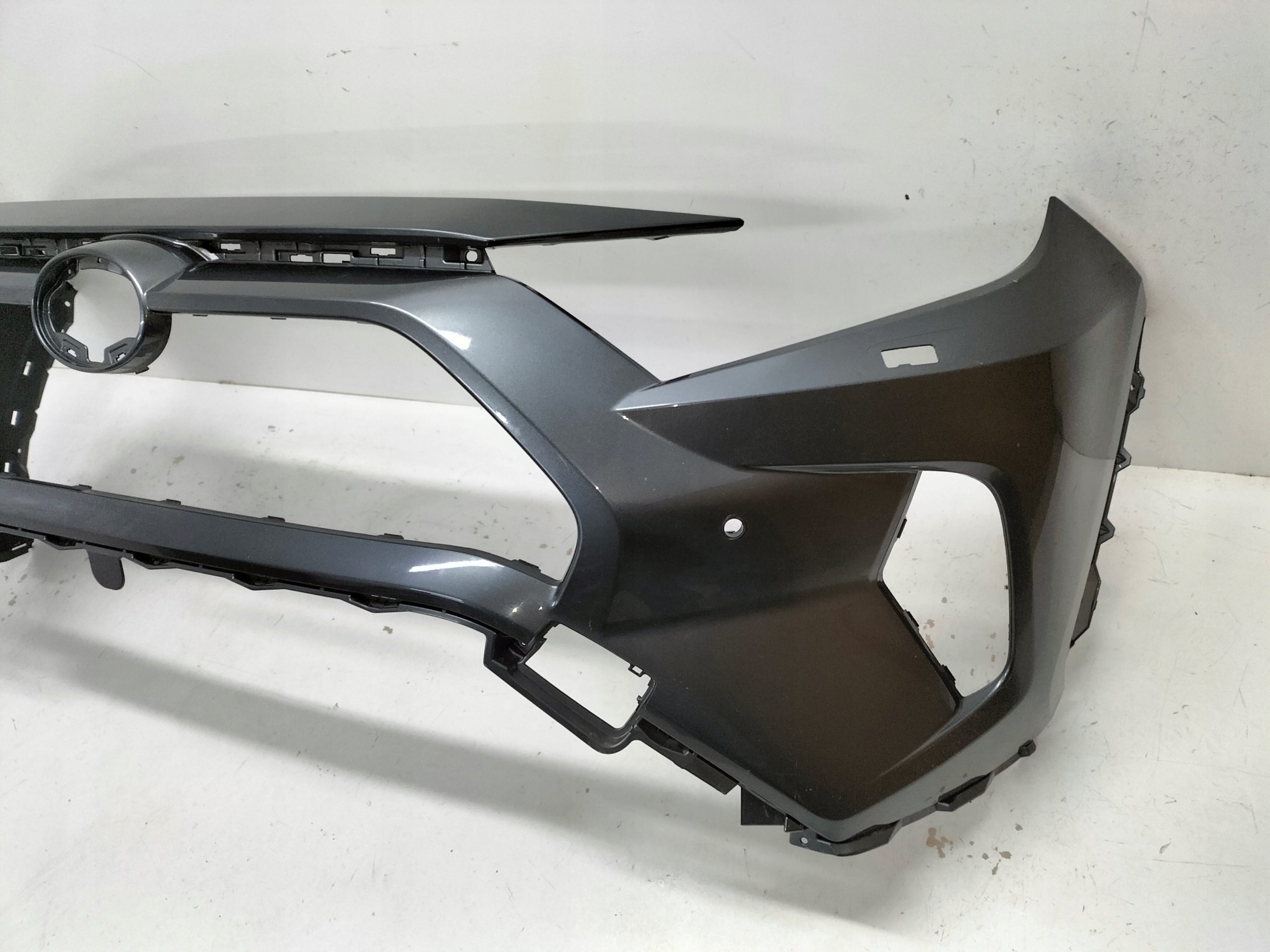 front bumper front TOYOTA RAV4 RAV-4 V 18