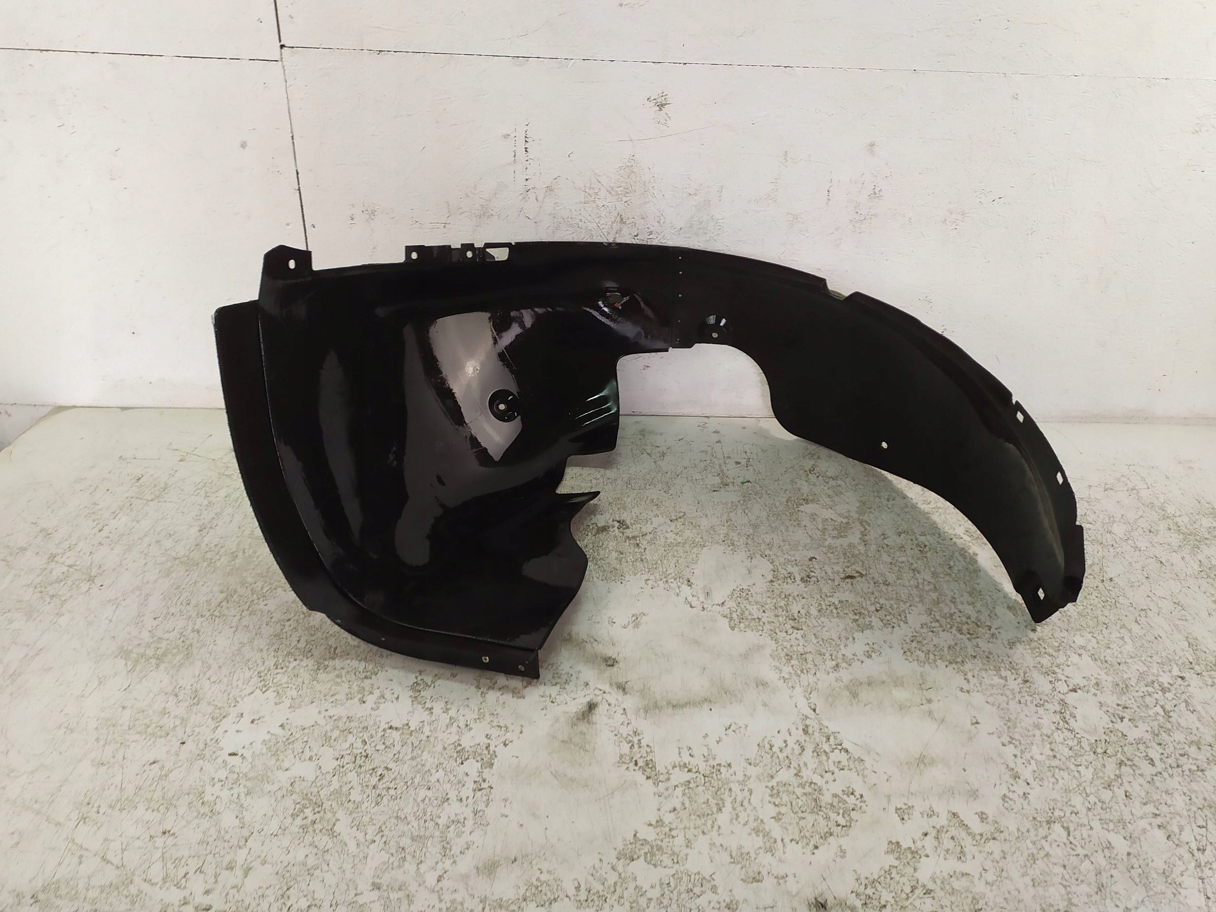 подкрылки kia CEED III левая передняя