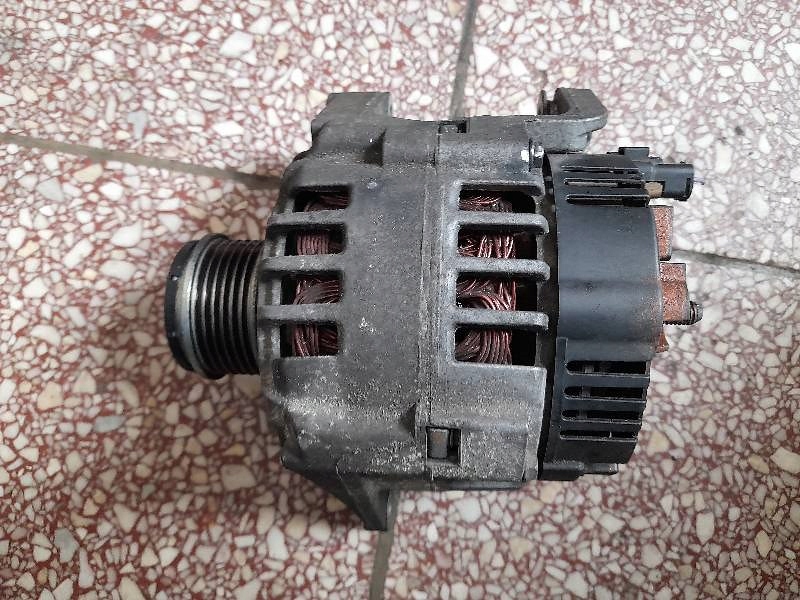 ALTERNATOR 120A 8200054588 RENAULT MEGANE II 2