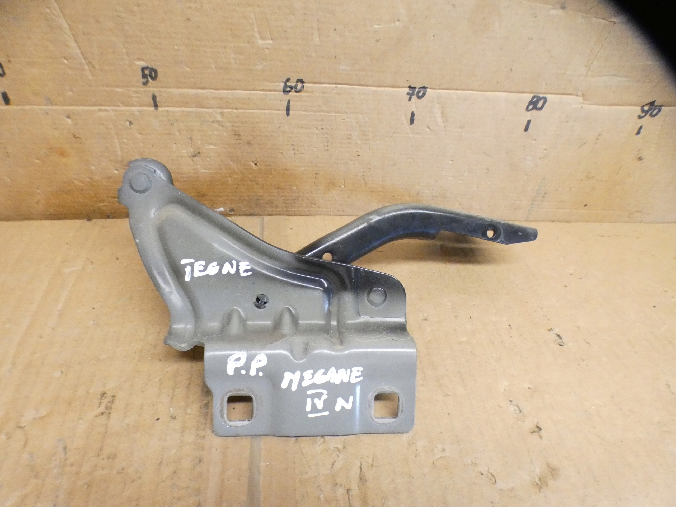 hinge bonnets right RENAULT MEGANE IV 16- 654002203R