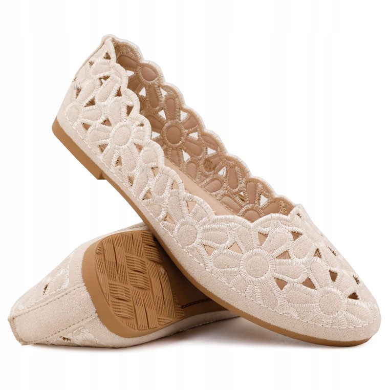 

Balerinki dziewczęce ażurowe buty dziecięce beżowe