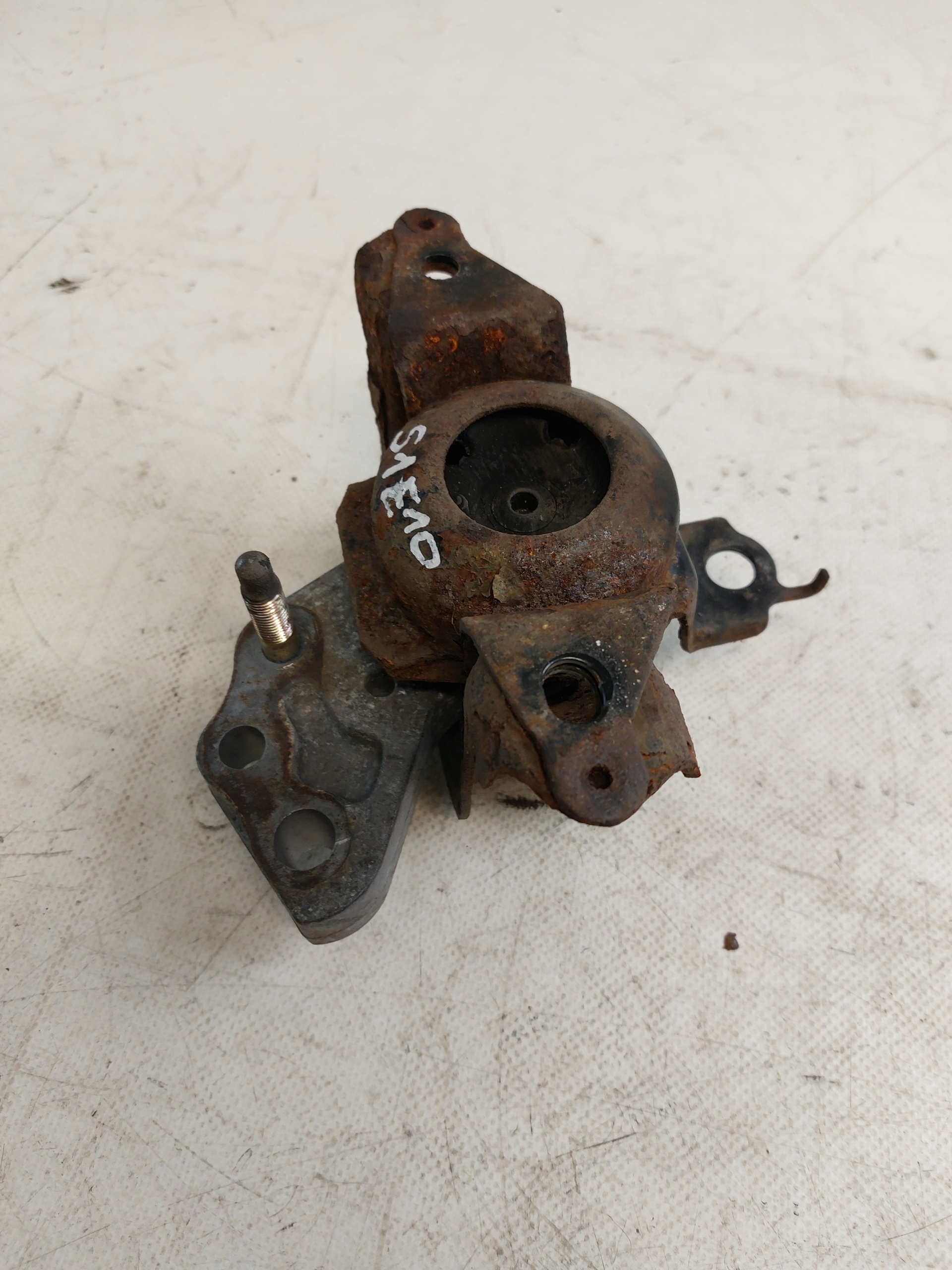 airbag engine mount TOYOTA YARIS and 1.0 VVT-and