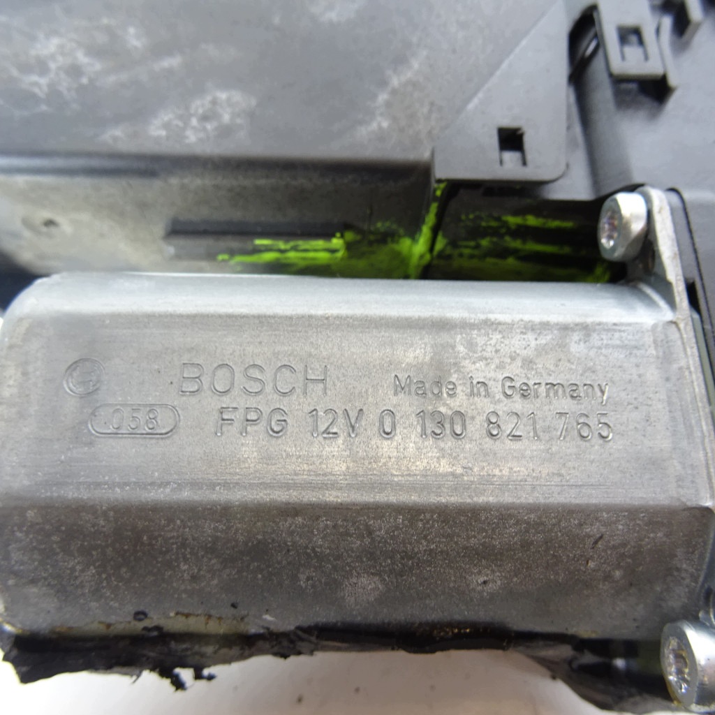 AUDI A4 B7 mini motor windows left front 0130821765